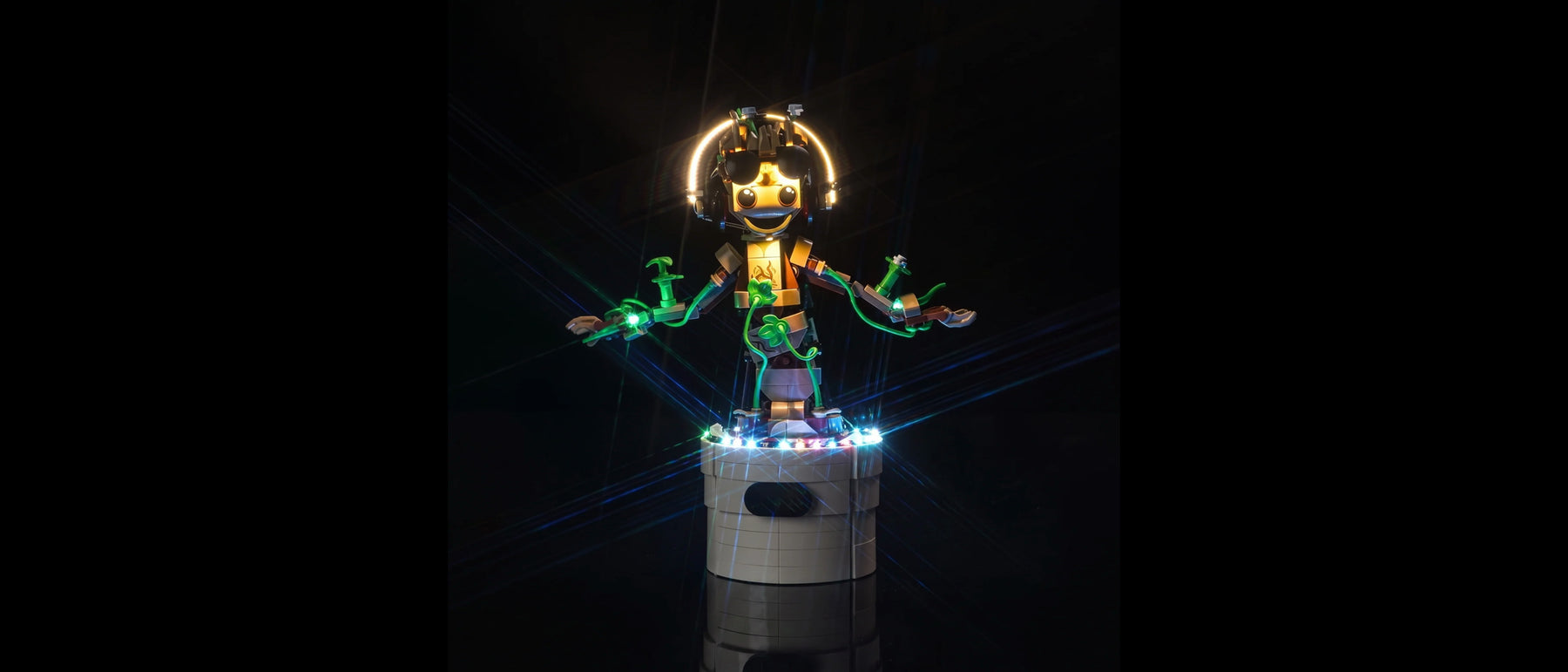 LED-Beleuchtungsset für LEGO® Tanzender Groot #76297 — lit with the LED light kit