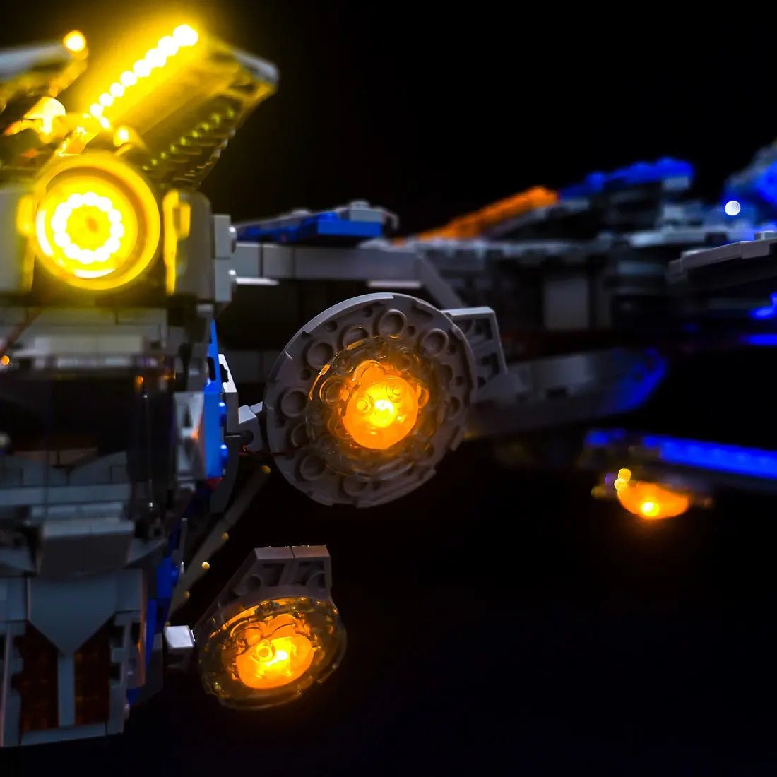 custom LED lighting for LEGO® Marvel Guardians of the Galaxy: The Milano #76286, LED strips and bricks detail