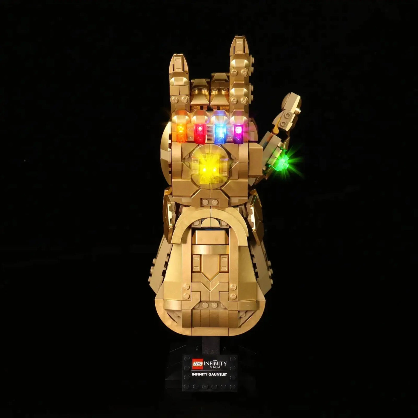 USB-powered LED light kit for LEGO® Marvel Infinity Gauntlet #76191, lighting effect on the build
