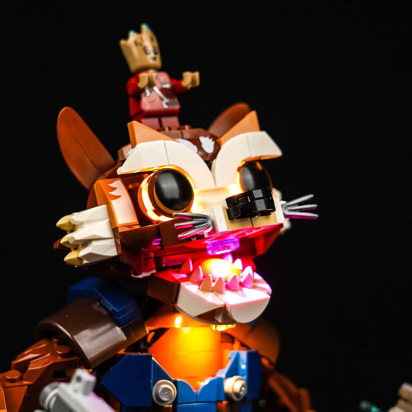 LEGO® Marvel Rocket & Baby Groot #76282 — LED strips and bricks detail (display light kit)