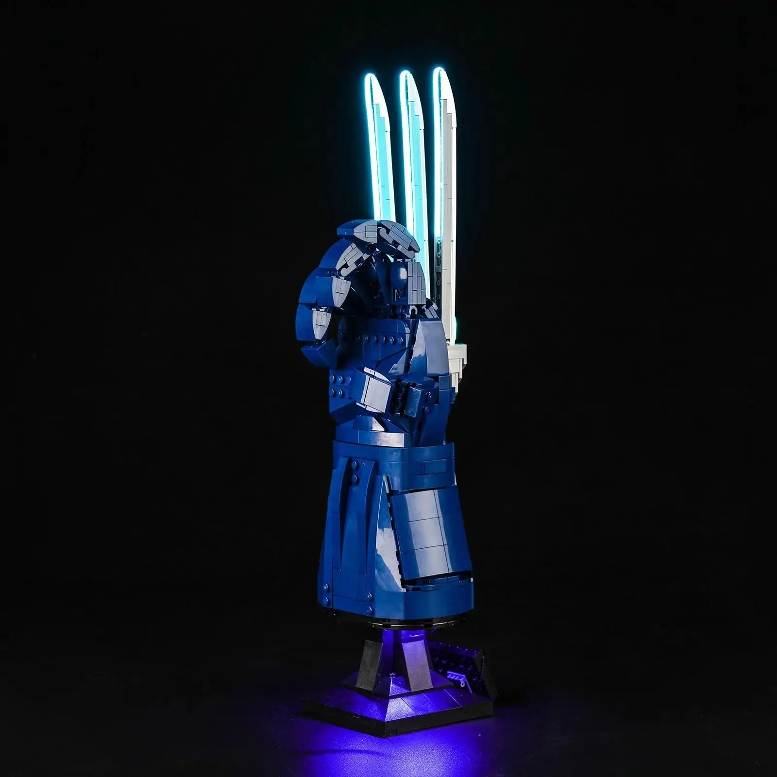LEGO® Marvel Wolverine's Adamantium Claws #76250 — showcase lighting view (LED lighting kit)