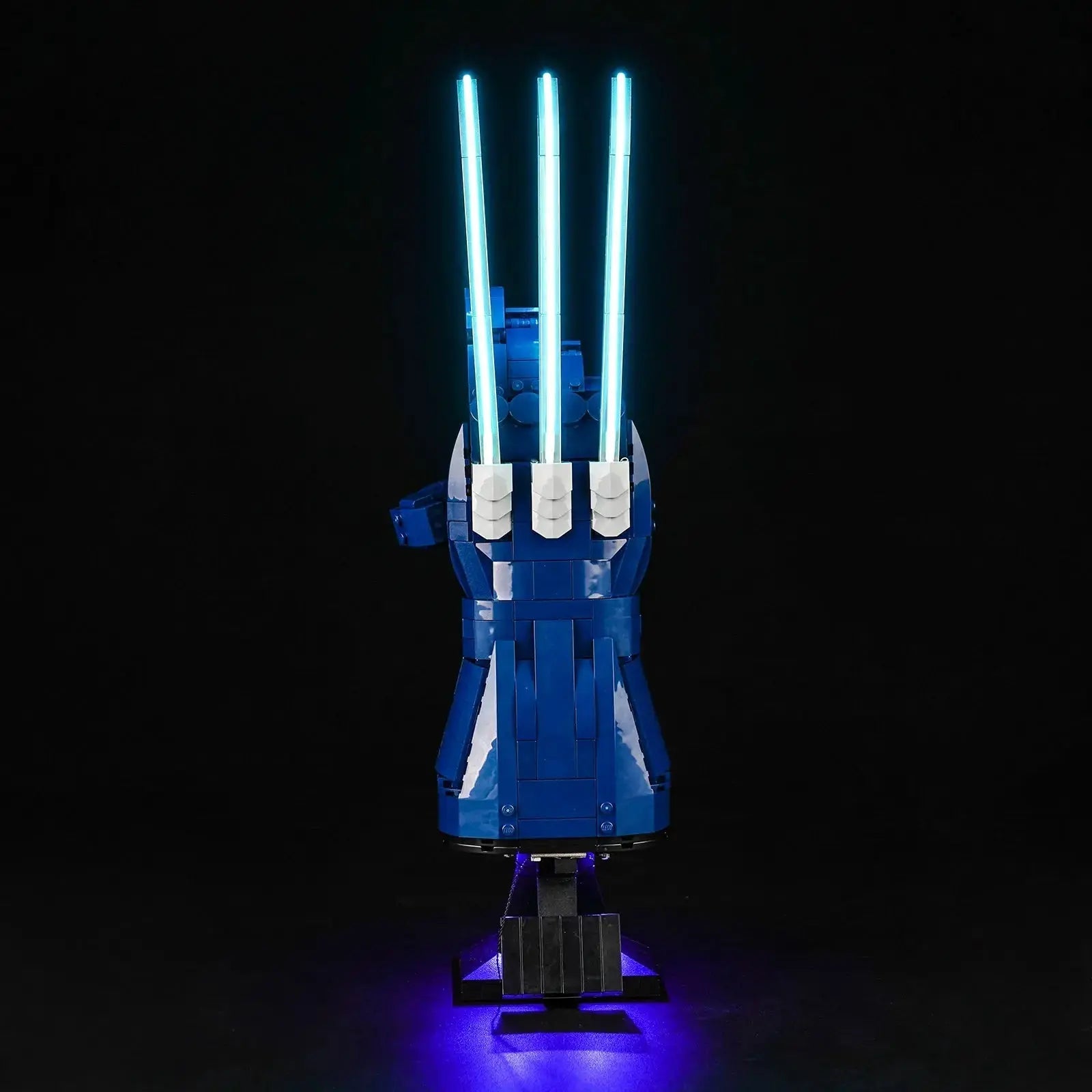 LEGO® Marvel Wolverine's Adamantium Claws #76250 lighting effect on the build, with the RGB LED light kit