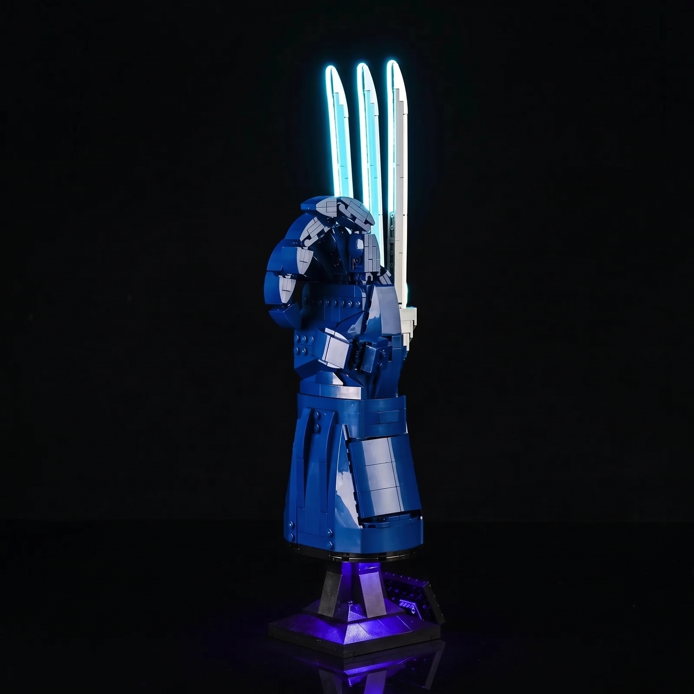 LED lights for LEGO® Marvel Wolverine's Adamantium Claws #76250, lighting effect on the build