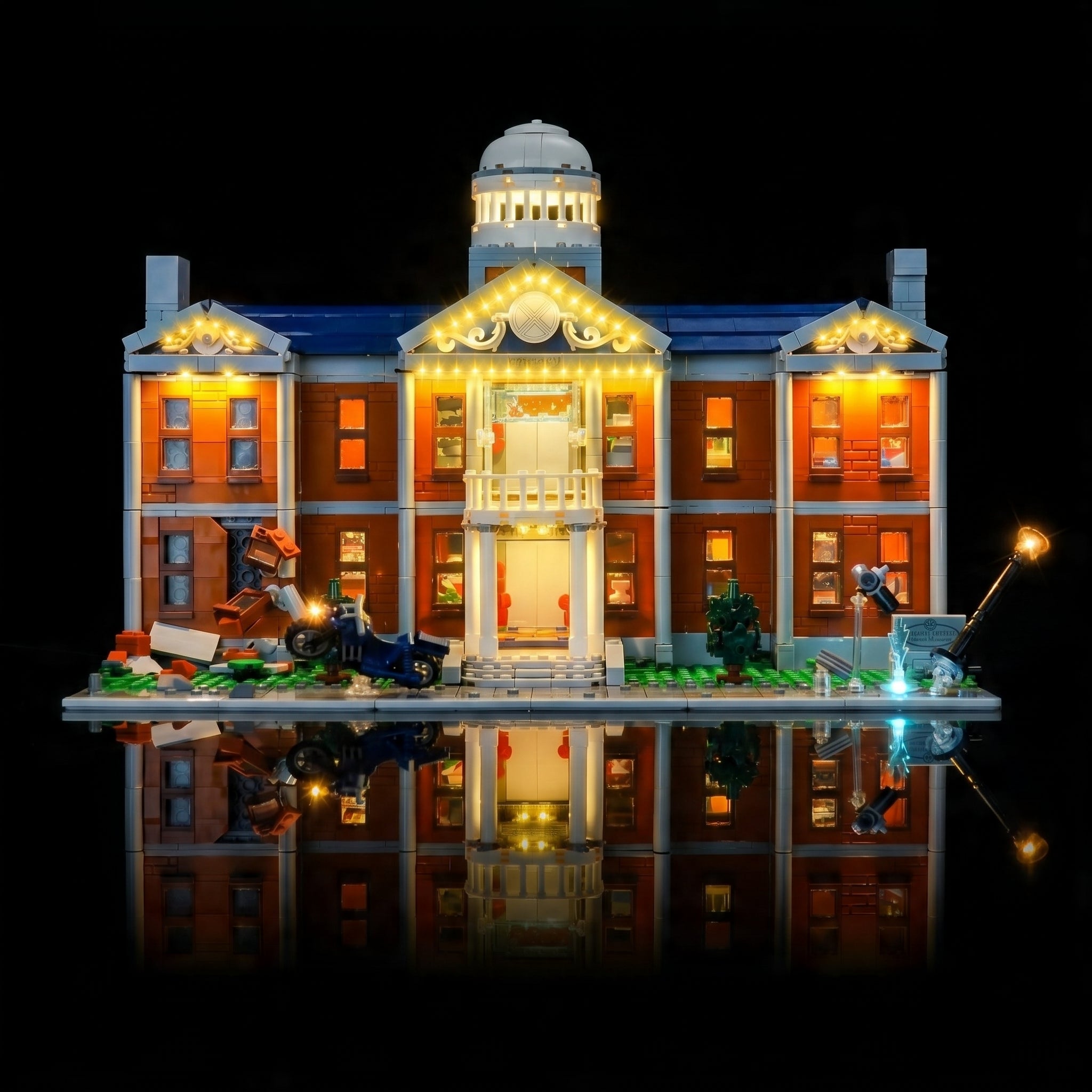 LED kit powered on: Bright My Bricks USB-powered LED light kit for LEGO® Marvel X-Men: The X-Mansion #76294