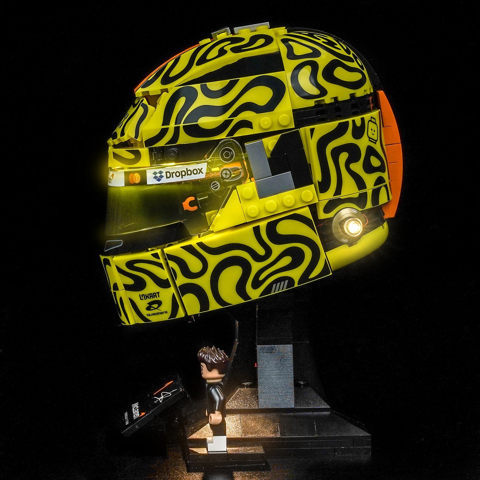 Light Kit LEGO McLaren Mastercard F1 Team Lando Norris Helmet #43023 display view