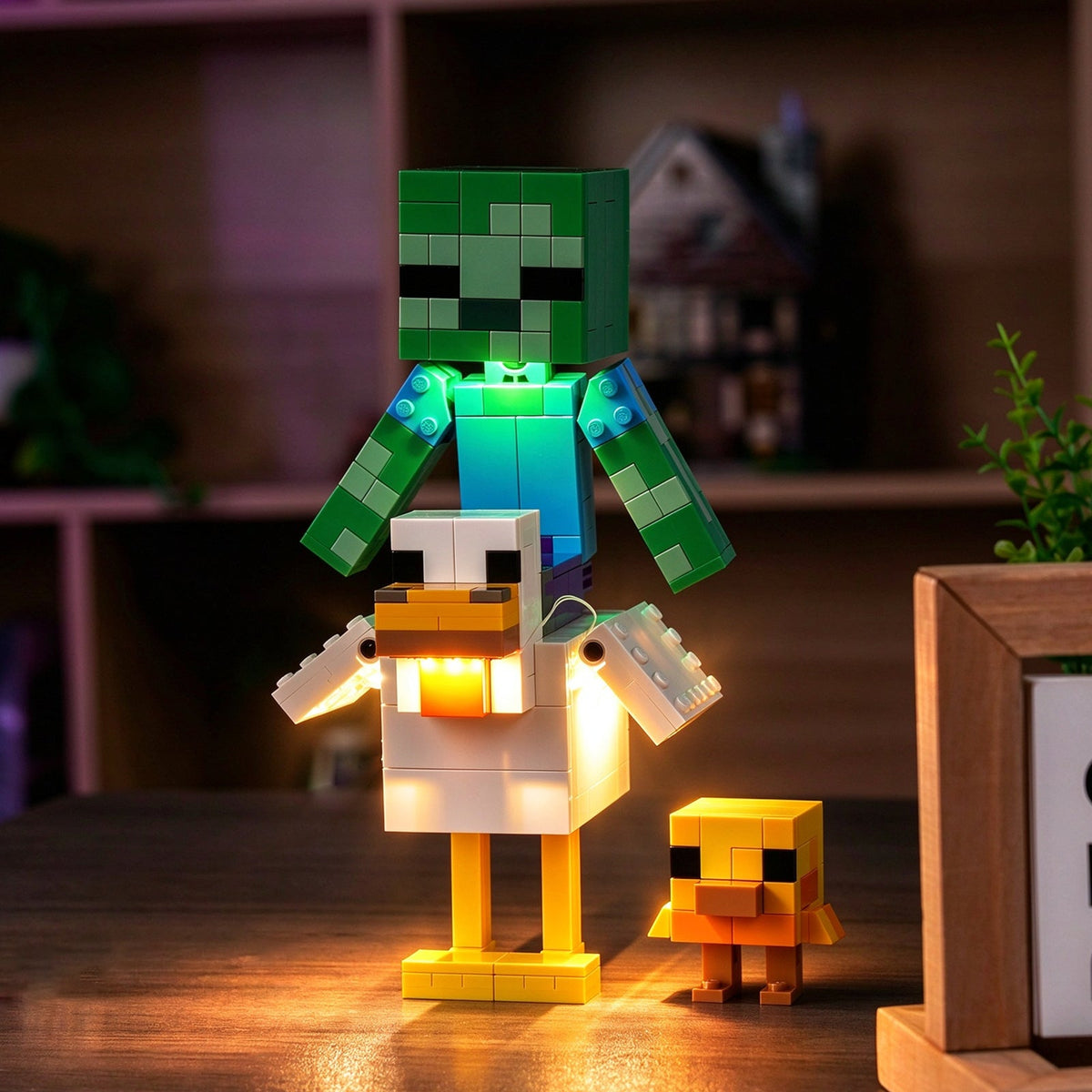 Stimmungsvolle rechte Ansicht des beleuchteten LEGO® Minecraft® Hühnerreiters #21582