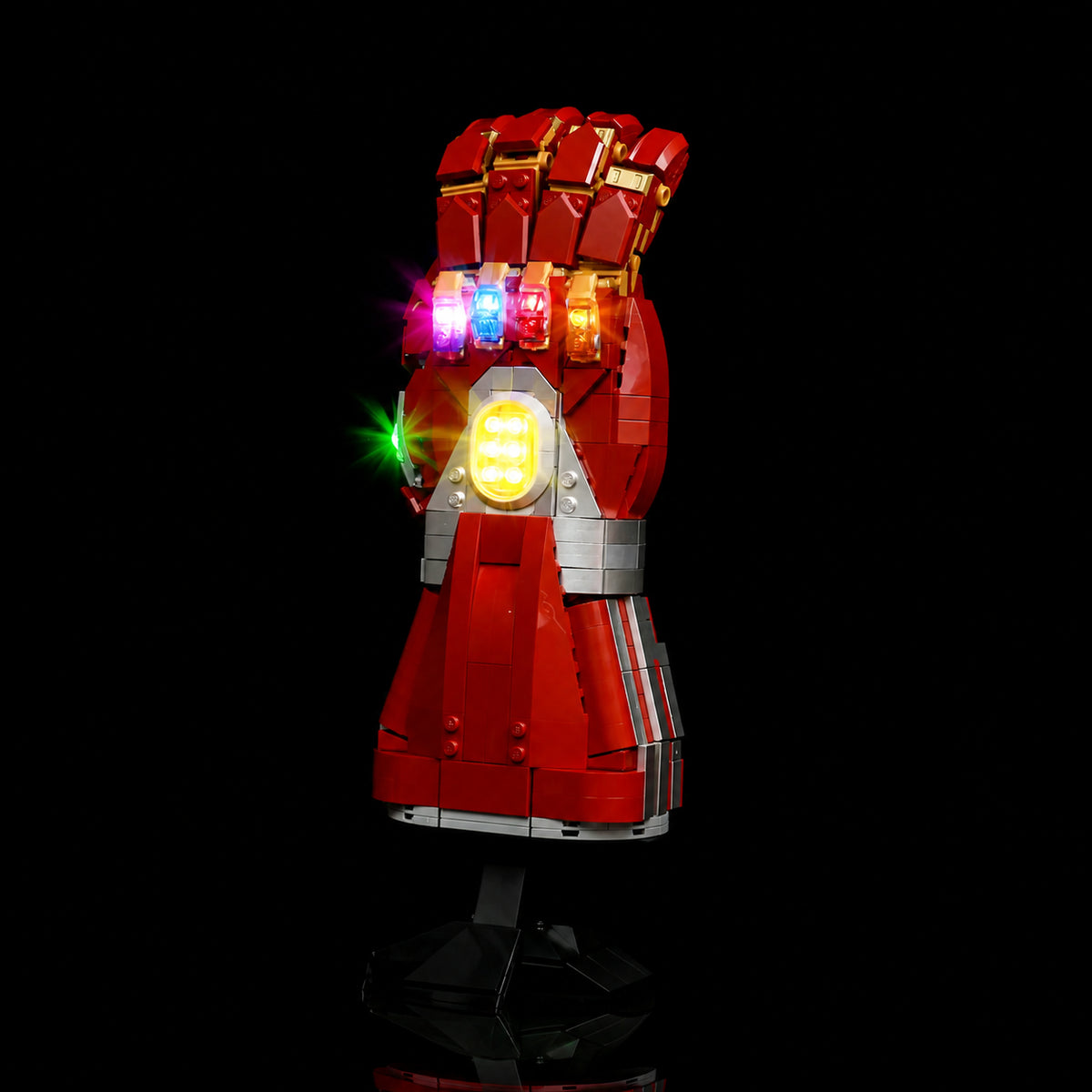 LEGO® Nano Gauntlet #76223 — before-and-after lighting (DIY LED light kit)