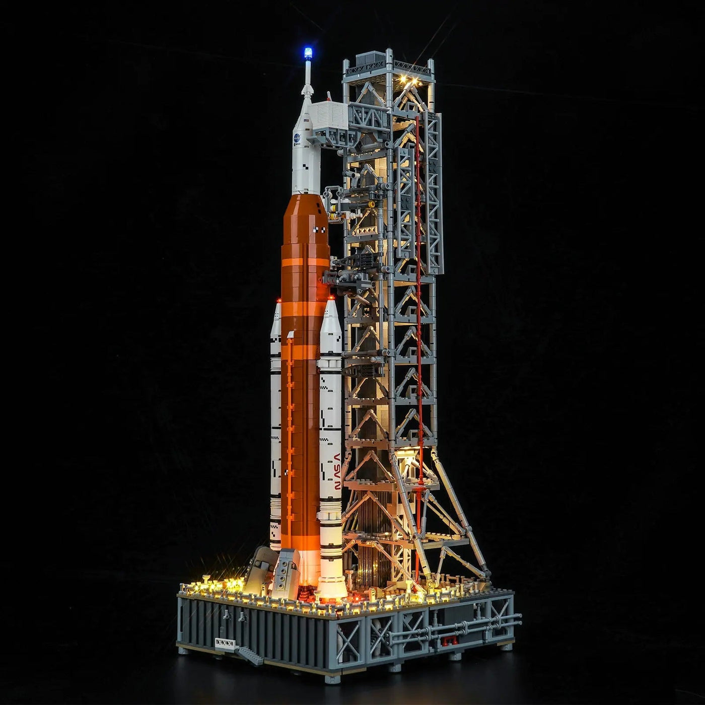warm LED glow detail: Bright My Bricks USB-powered LED light kit for LEGO® NASA Artemis Space Launch System #10341