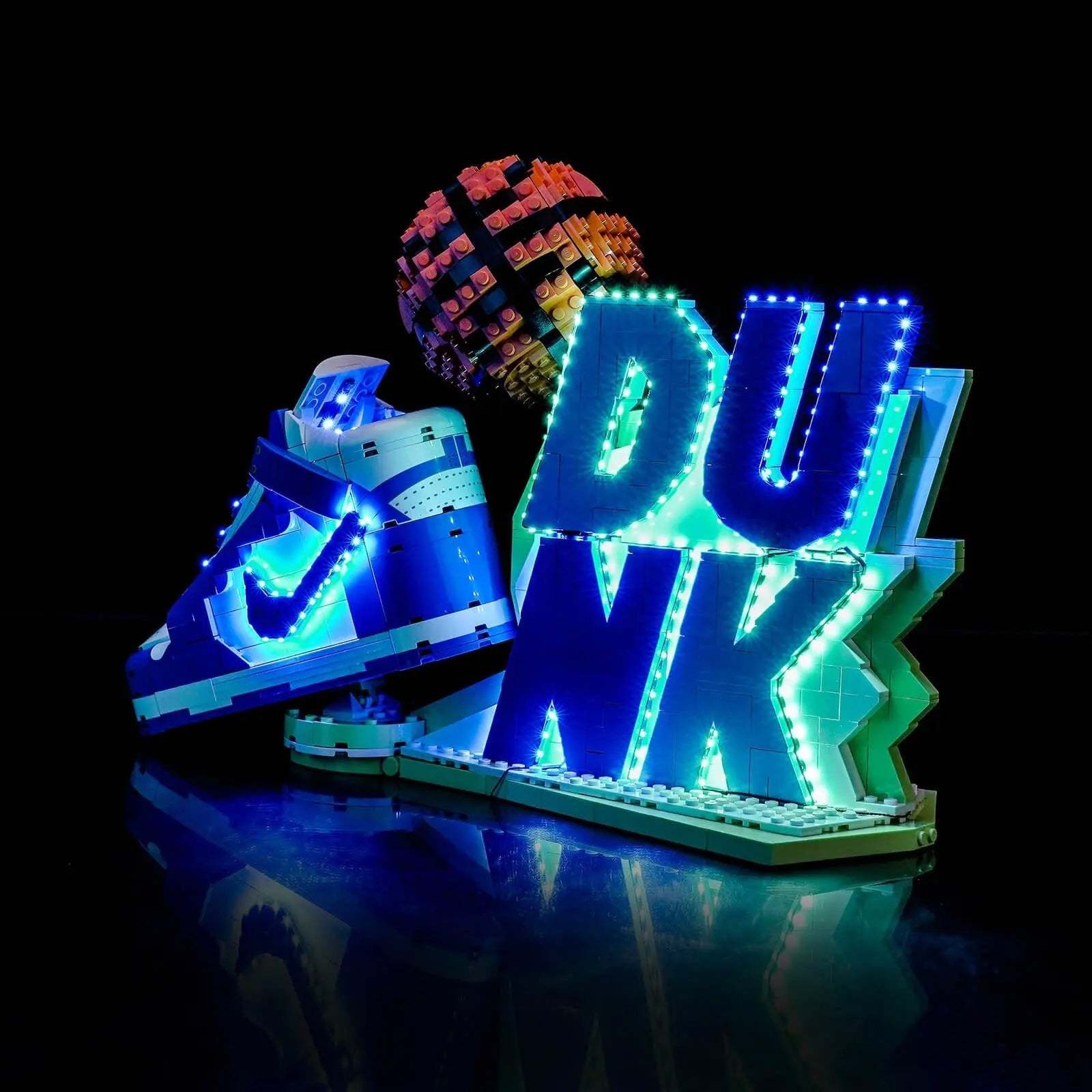 LEGO Nike Dunk #43008 LED lighting detail