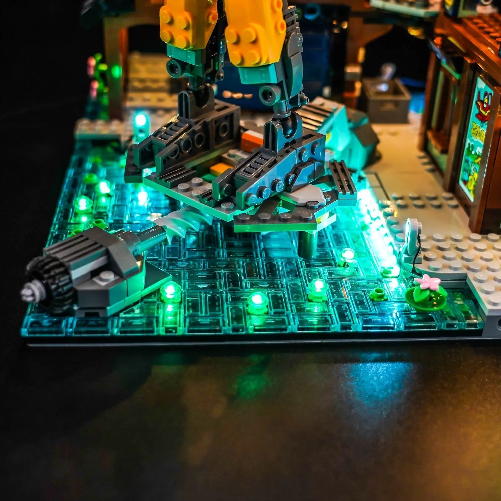 Light Kit LEGO NINJAGO City Workshops #71837 display view