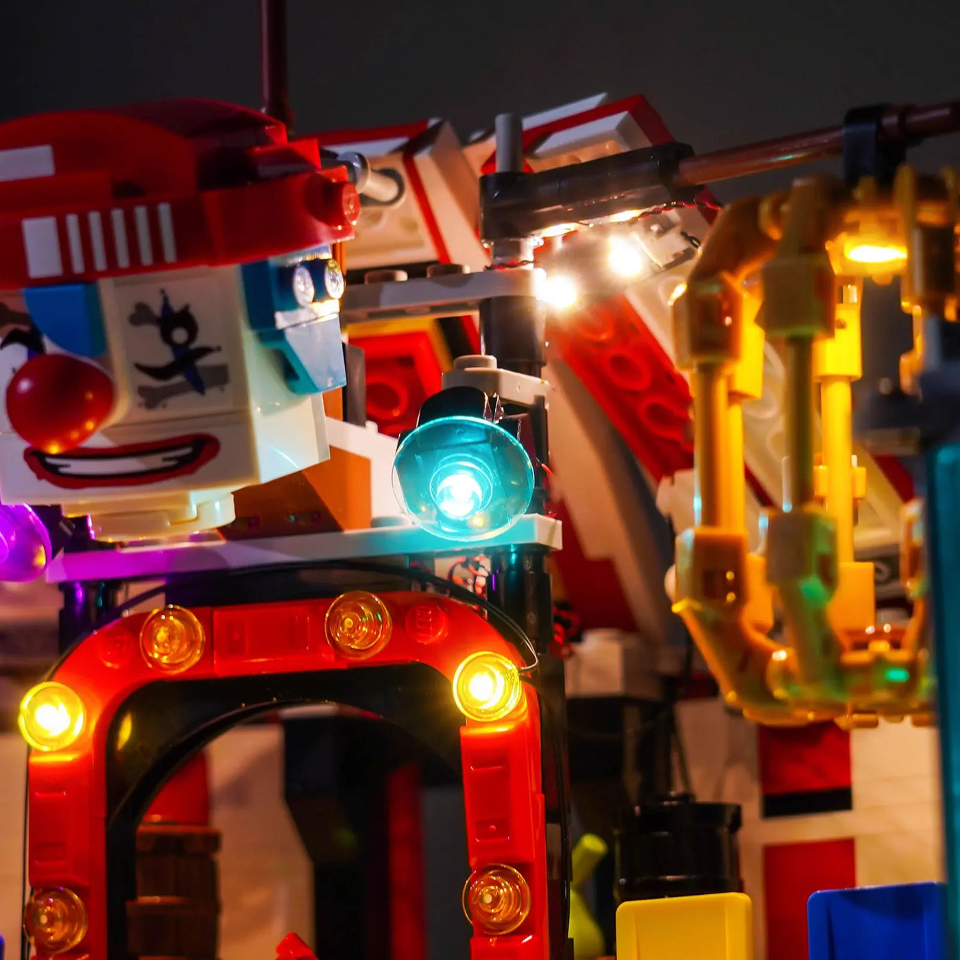 Light_Kit_for_LEGO_One_Piece_Buggy_the_Clowns_Circus_Tent_75637_Bright_My_Bricks_7
