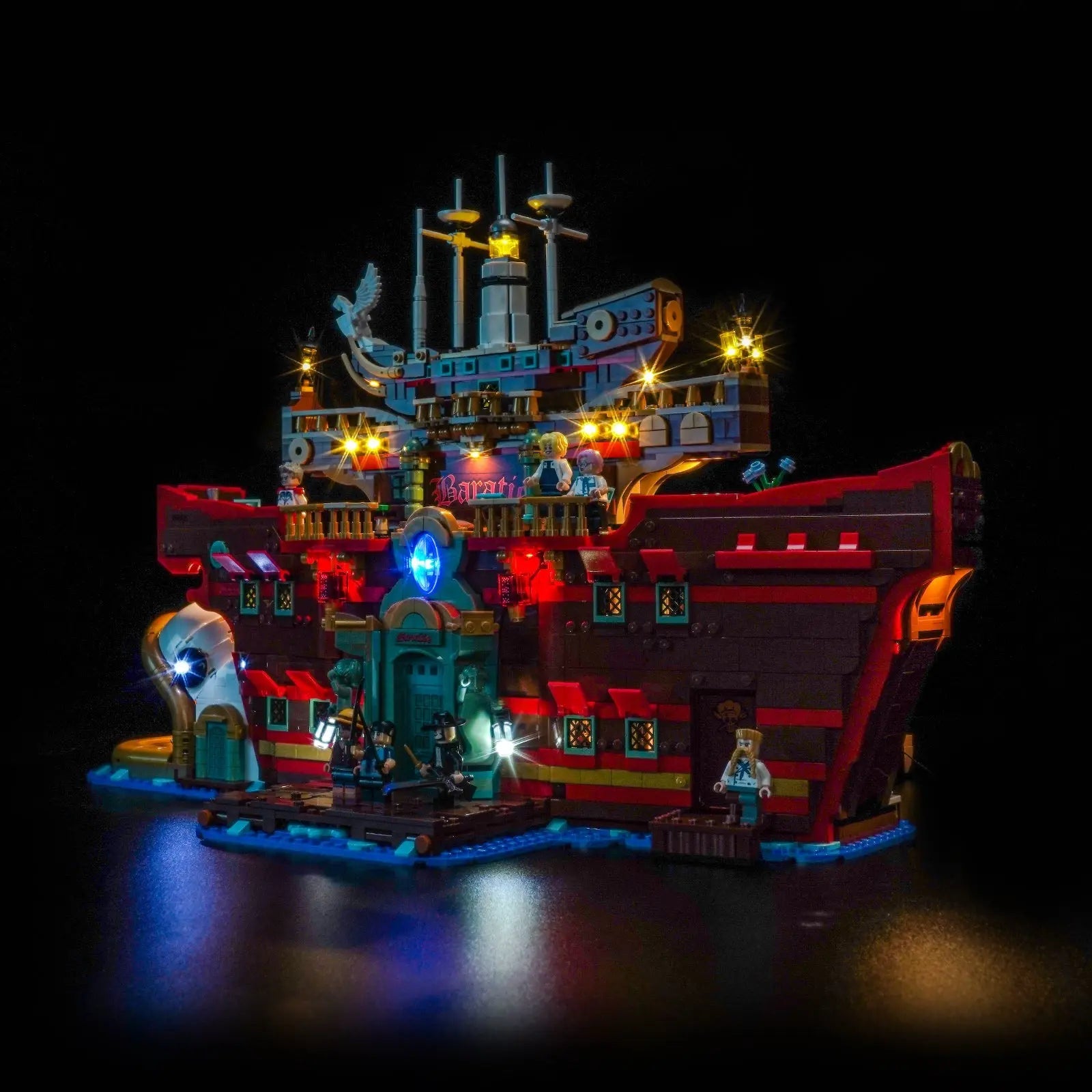 LEGO One Piece The Baratie Floating Restaurant #75640 LED lighting detail