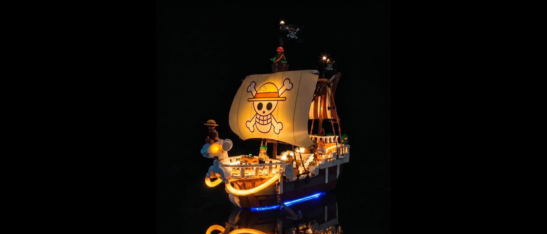 Kit LED pour LEGO® Le bateau pirate Vogue Merry #75639 — lit with the LED light kit