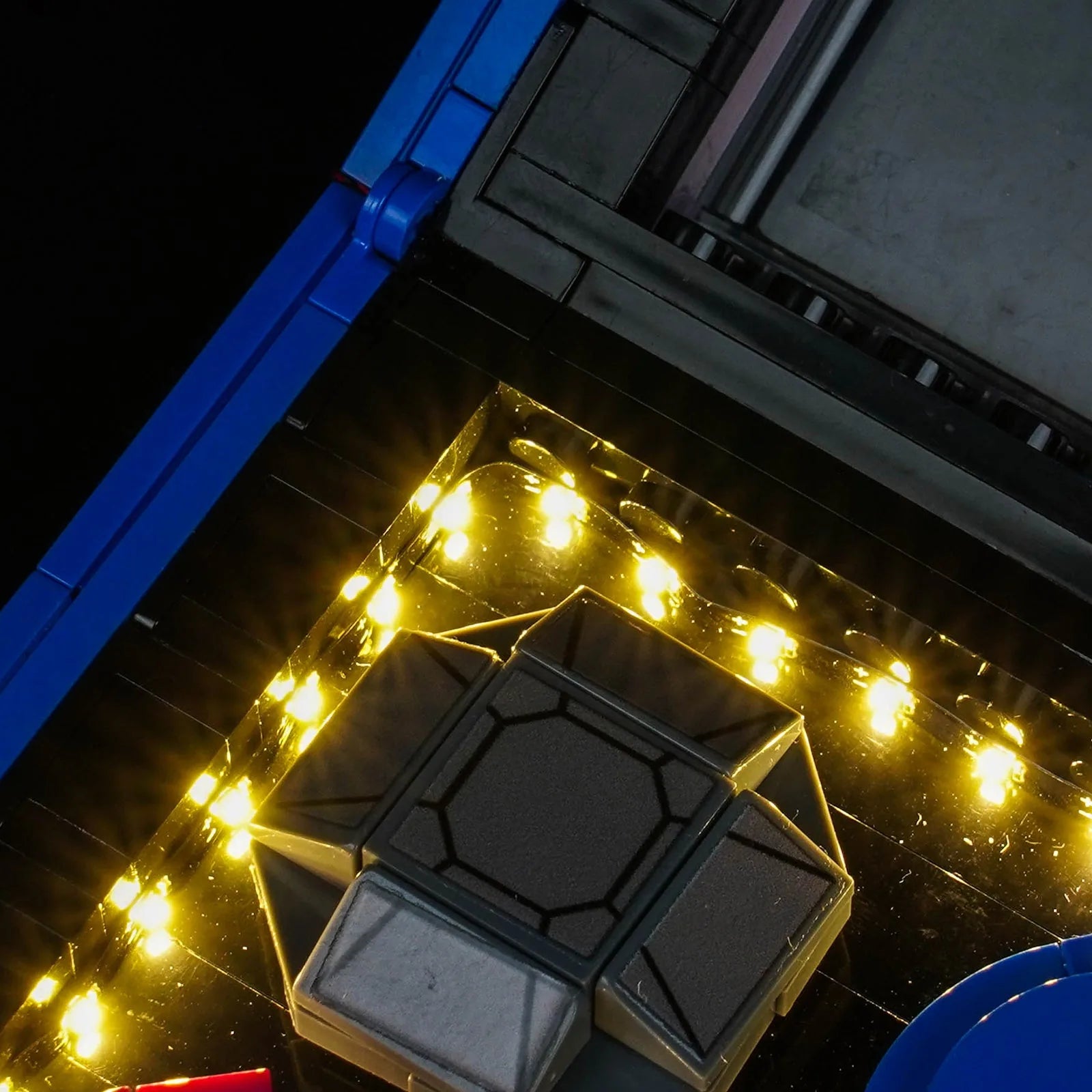 LEGO® Pokemon Kanto Region Badge Collection #40892 lighting effect on the build, with the DIY LED light kit
