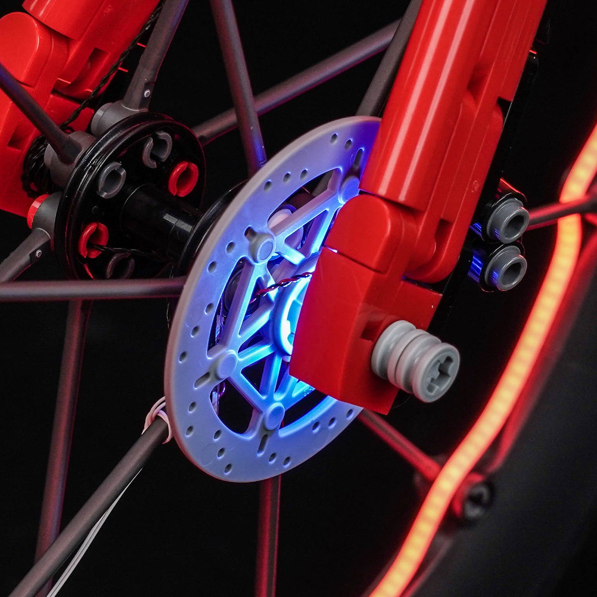 LEGO Road Bike #11380 LED lighting detail