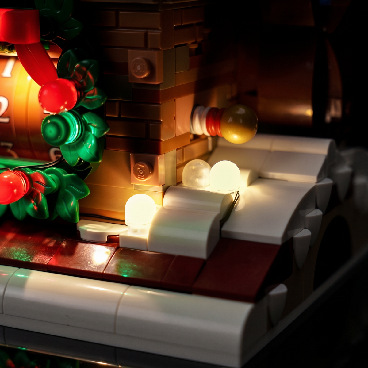 Lichtset für LEGO® Weihnachtsmann-Tagezähler #40874 – beleuchtete Ansicht 10