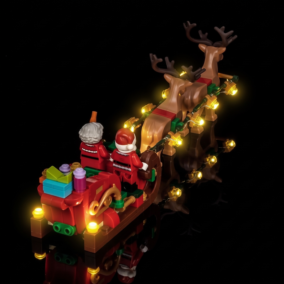 Lichtset für LEGO® Abenteuerliche Schlittenfahrt des Weihnachtsmanns #40866 – beleuchtete Ansicht 9