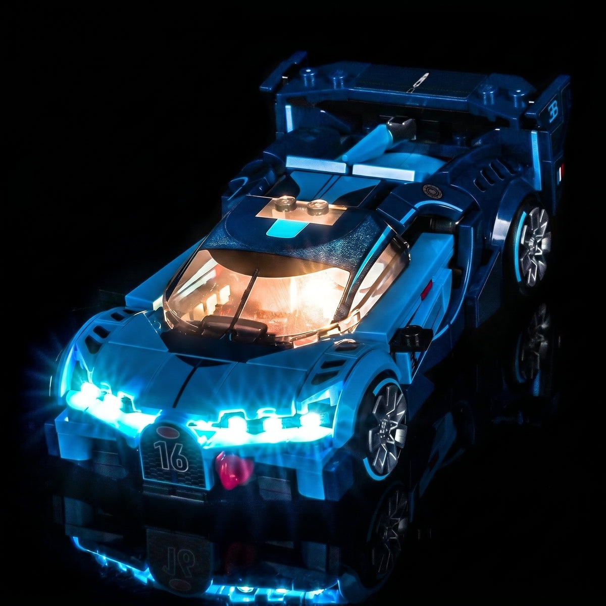 USB-powered LED light kit for LEGO® Speed Champions Bugatti Vision GT Hyper Sports Car #77253, LED kit powered on