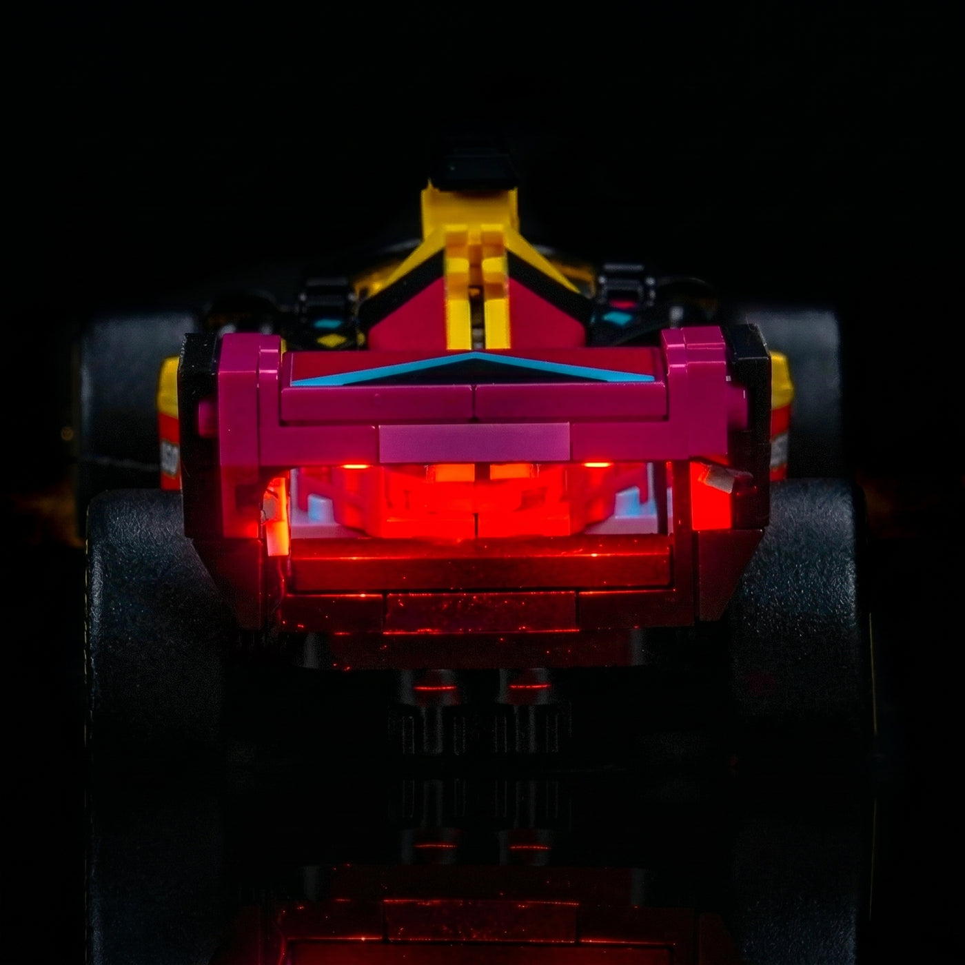 LEGO® Speed Champions F1 ACADEMY Race Car #77258 — brightened interior detail (premium LED light kit)
