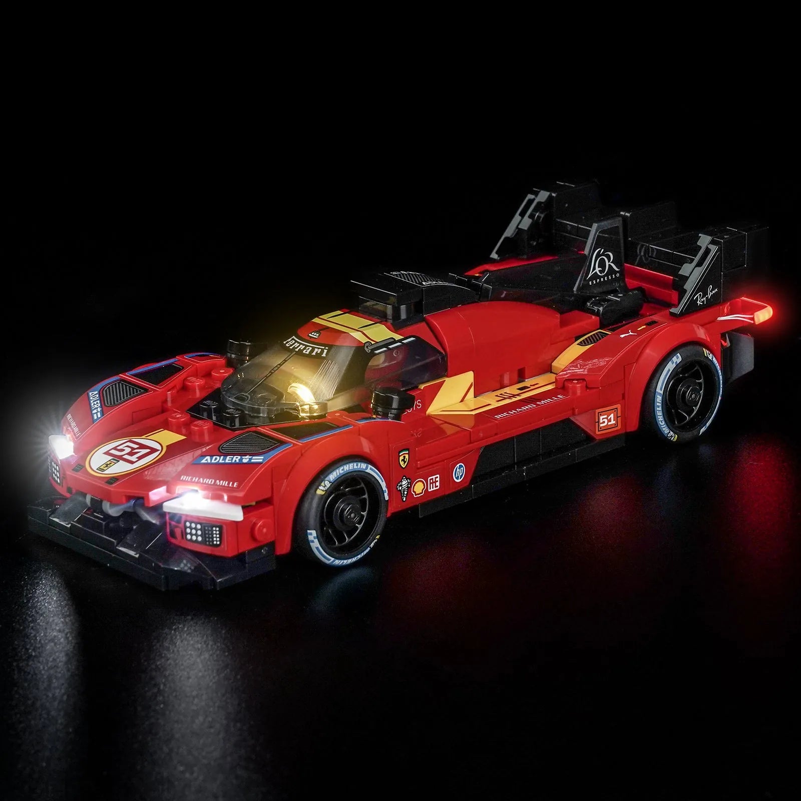 LEGO Speed Champions Ferrari 499P #77261 LED lighting detail