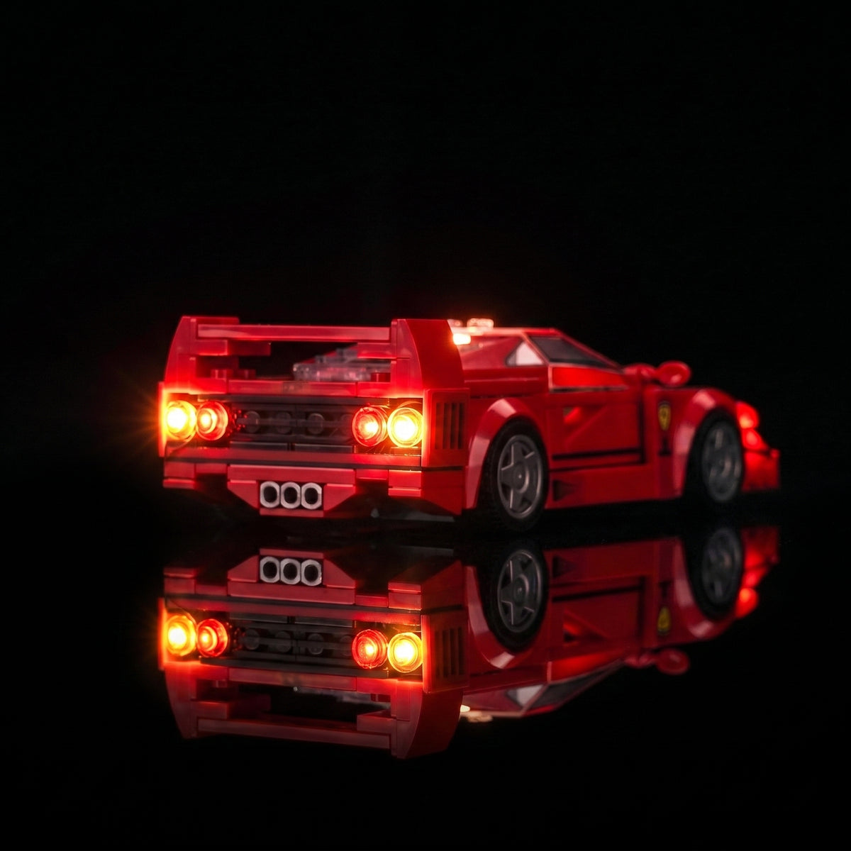 LED kit powered on: Bright My Bricks USB-powered LED light kit for LEGO® Speed Champions Ferrari F40 Supercar #76934