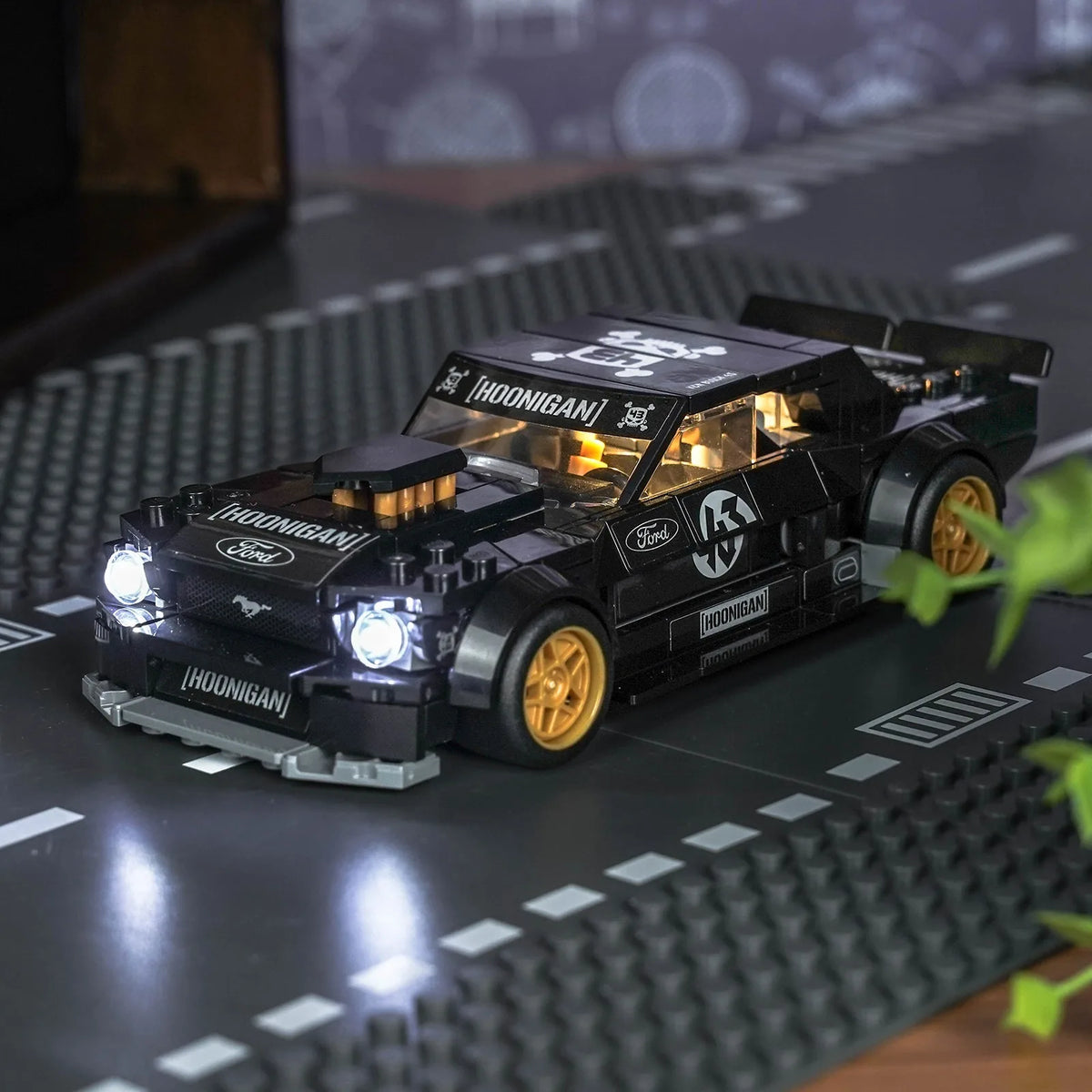 LEGO® Speed Champions Ken Block Hoonicorn Mustang V1 #77262 — night-mode display glow (custom LED lighting)