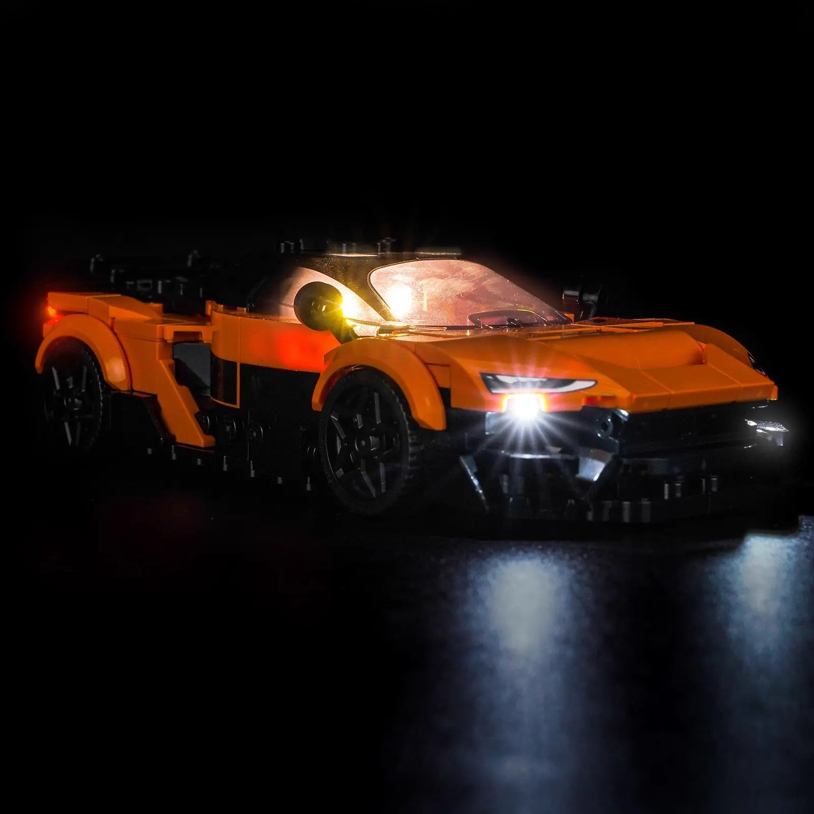 Light Kit LEGO Speed Champions McLaren W1 #77257 display view