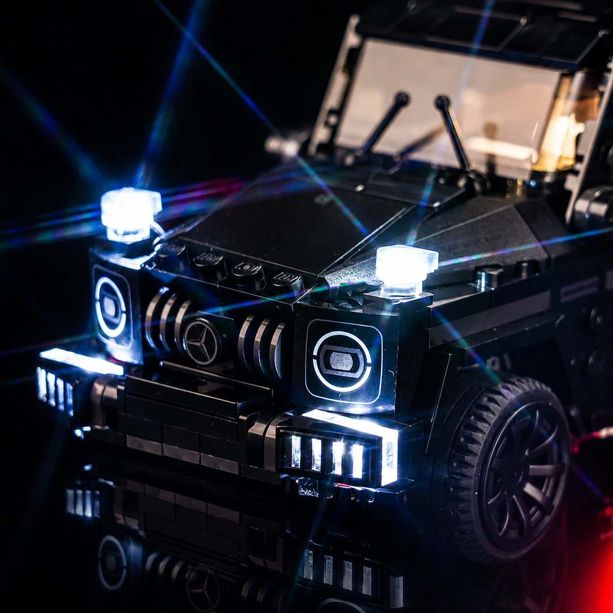 LED lighting kit for LEGO® Speed Champions Mercedes-AMG G 63 & Mercedes-AMG SL 63 #76924, close-up of the LED lighting detail