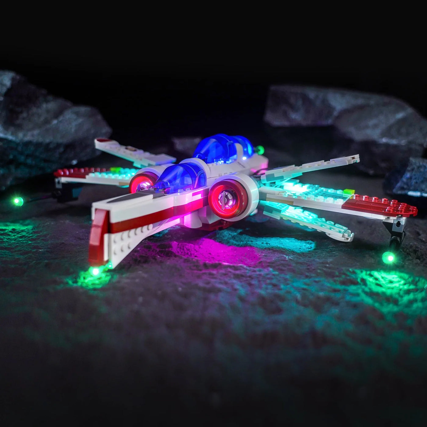 LEGO® Star Wars ARC-170 Starfighter #75402 LED strips and bricks detail, with the RGB LED light kit