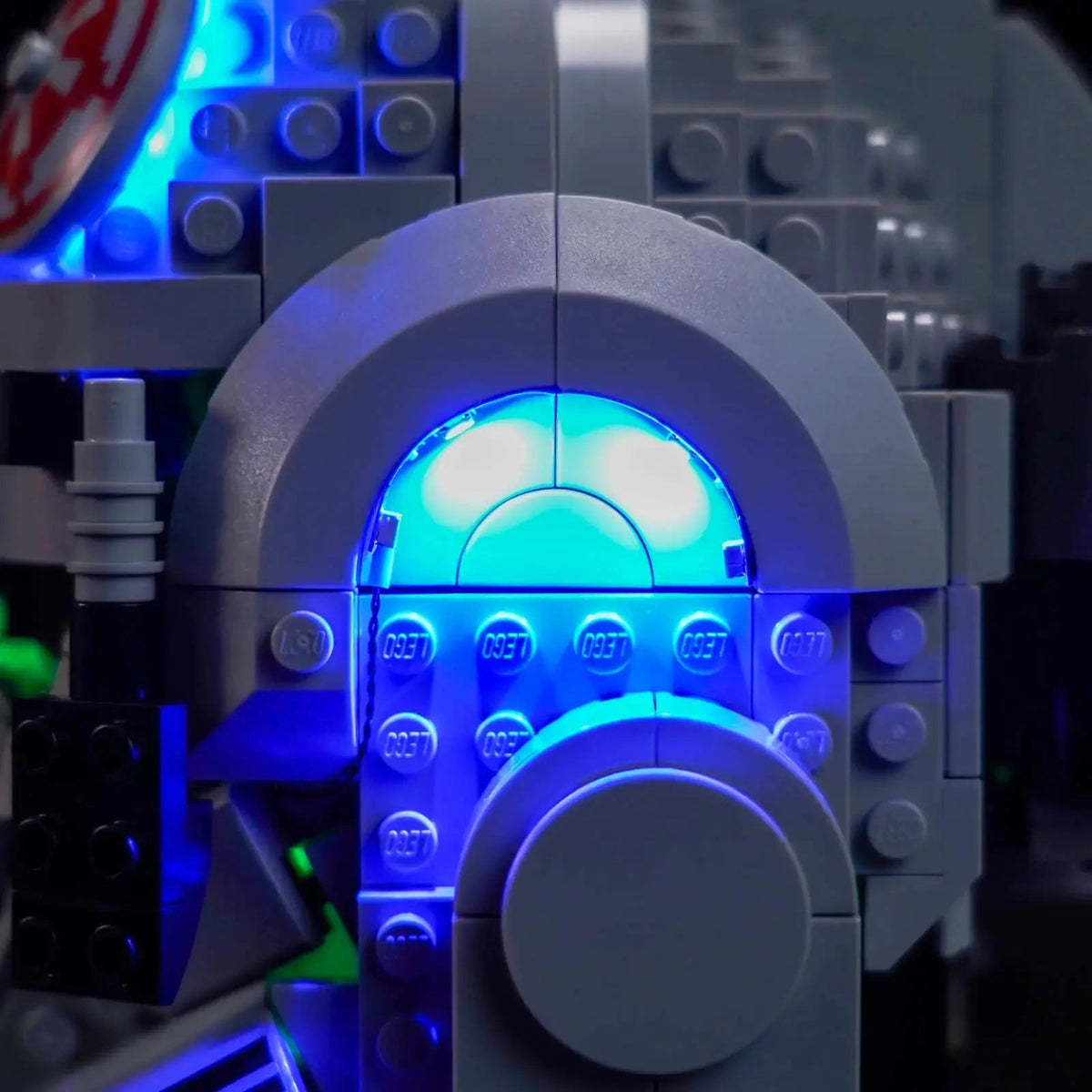 Bright My Bricks LED lights for LEGO® Star Wars AT-AT Driver Helmet #75429 — night-mode display glow