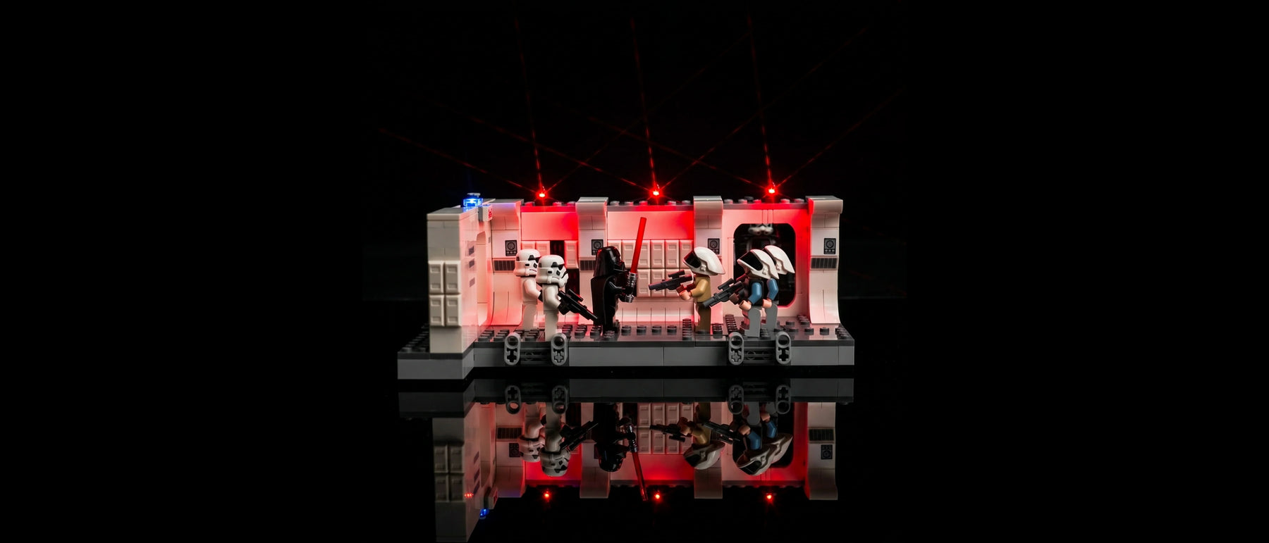 LED-Beleuchtungsset für LEGO® Das Entern der Tantive IV™ #75387 — lit with the LED light kit