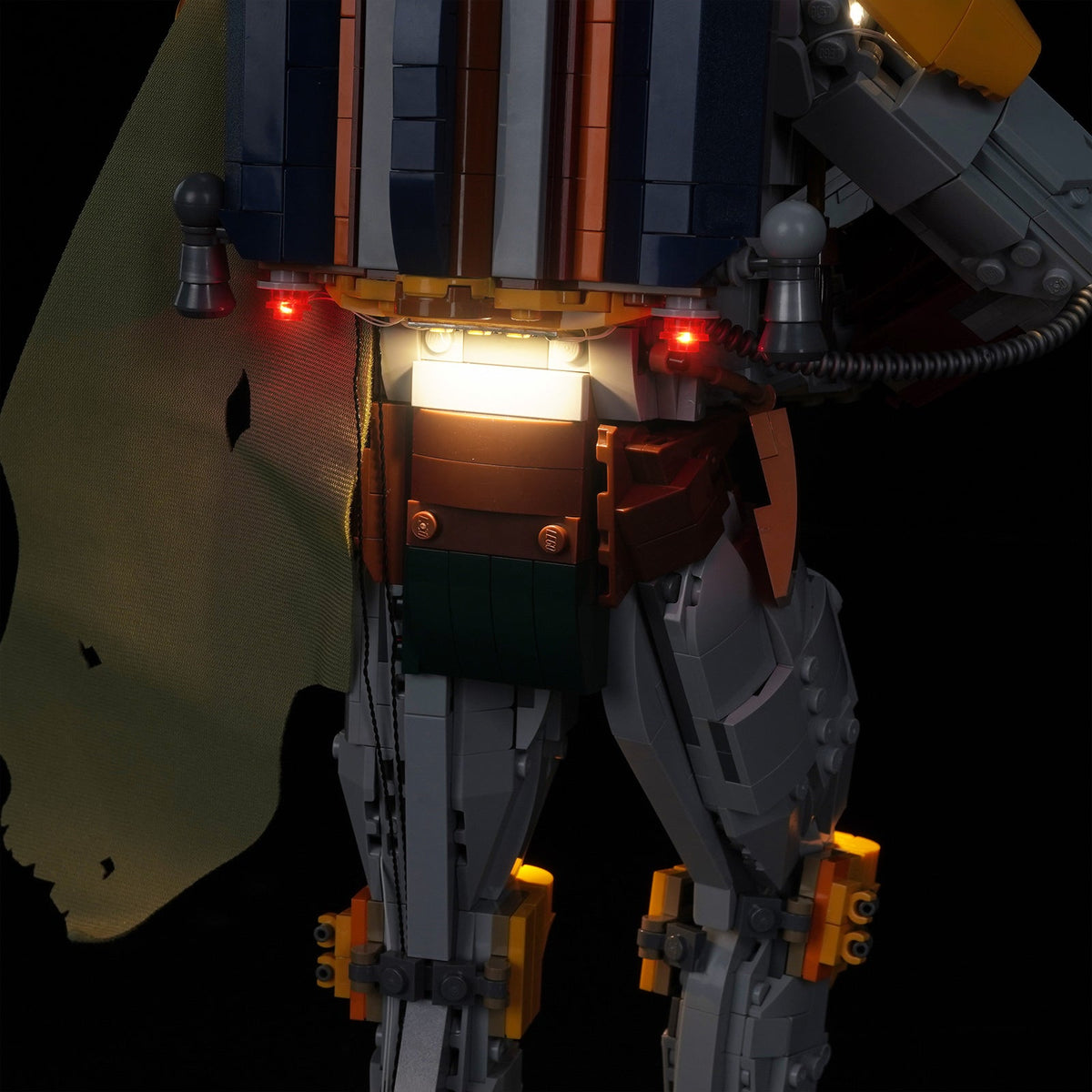 light kit for LEGO® Star Wars™ Boba Fett #75455, the T-visor lit amber on both sides