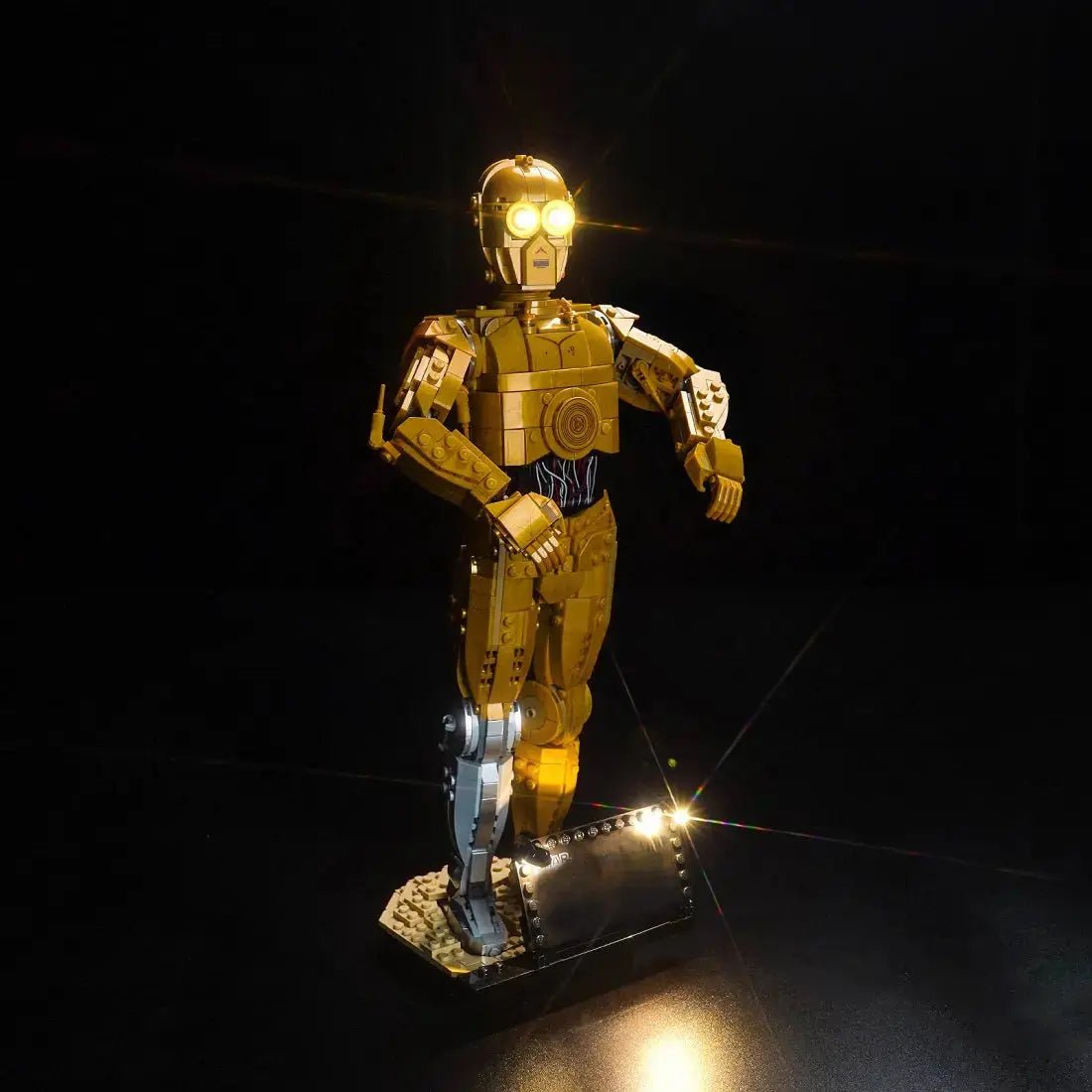 Bright My Bricks DIY LED light kit for LEGO® Star Wars C-3PO #75398 — warm LED glow detail