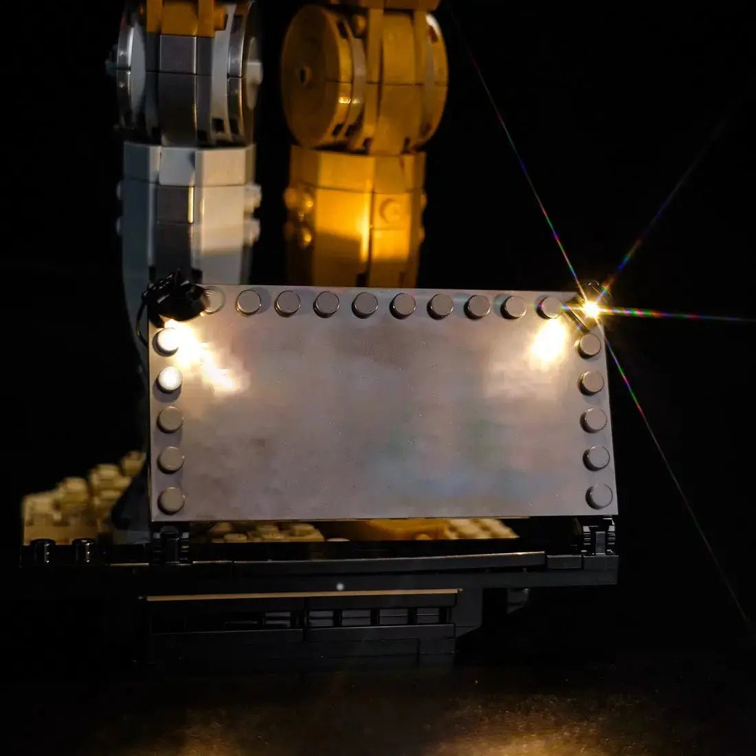 night-mode display glow: Bright My Bricks USB-powered LED light kit for LEGO® Star Wars C-3PO #75398