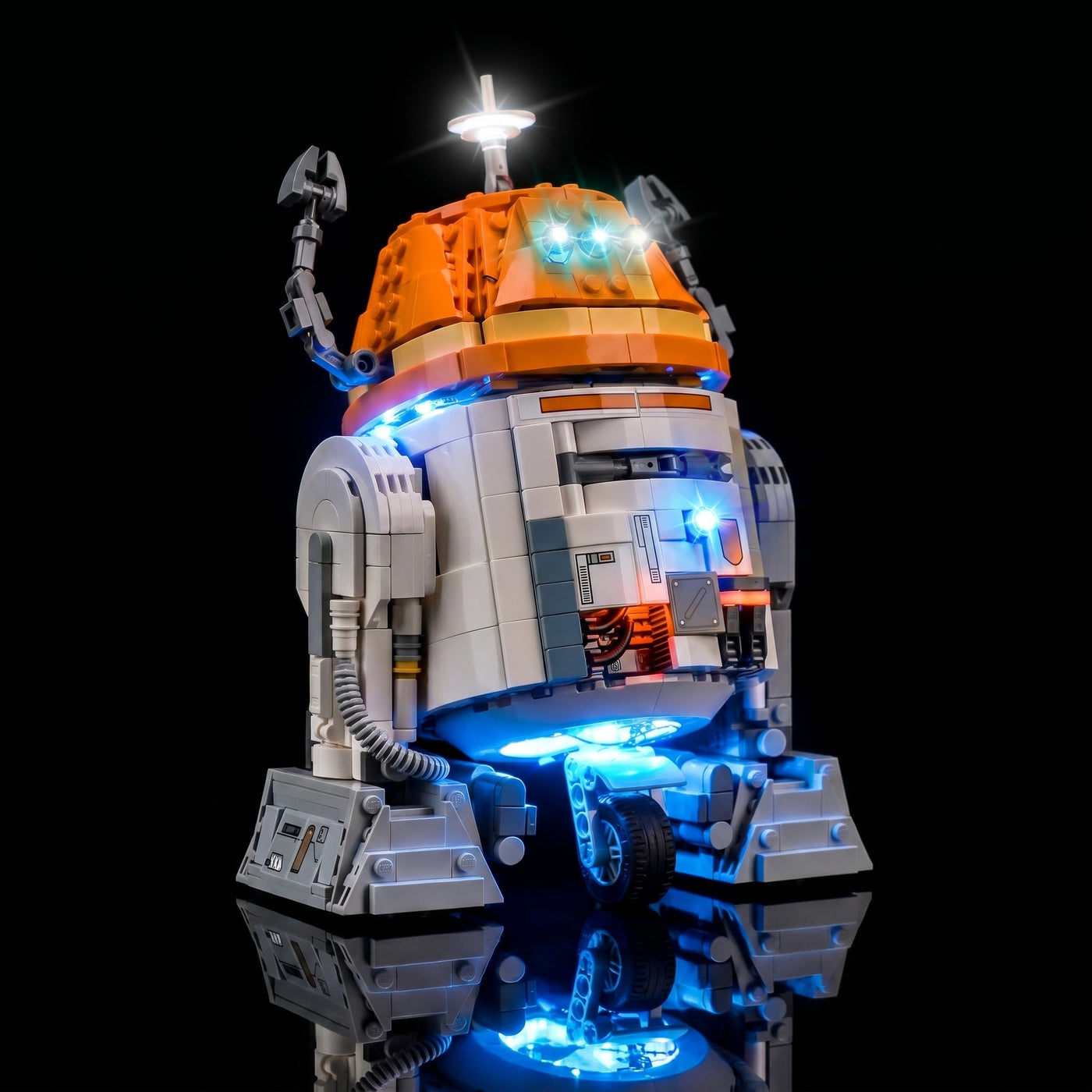 LEGO® Star Wars Chopper (C1-10P) Astromech Droid #75416 — showcase lighting view (USB-powered LED light kit)