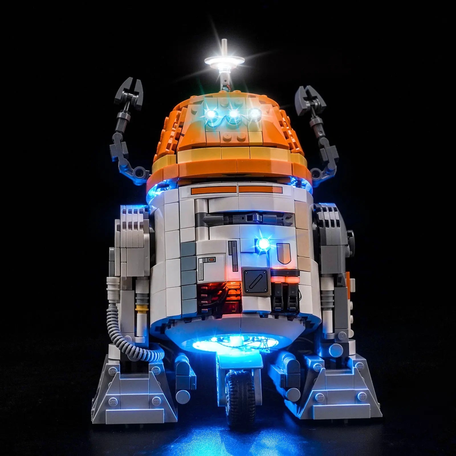 LEGO Star Wars Chopper (C1-10P) Astromech Droid #75416 LED lighting detail