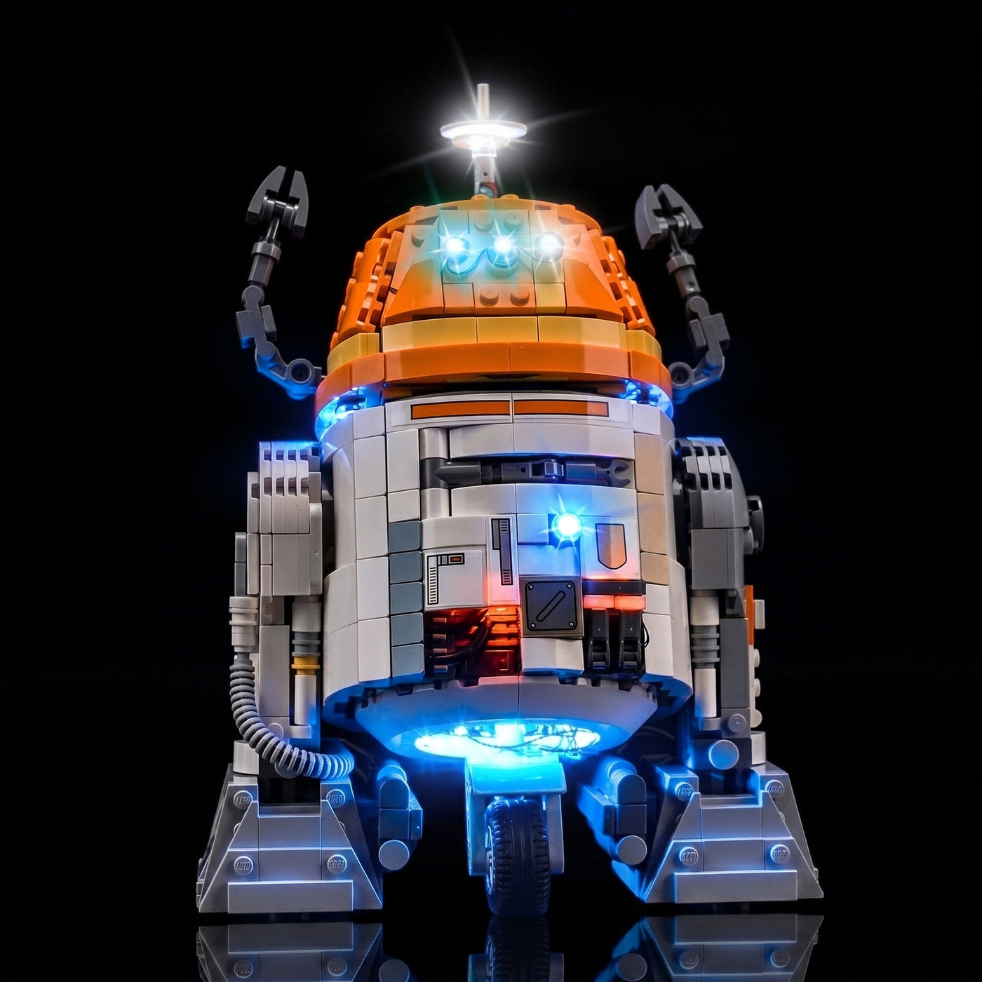 USB-powered LED light kit for LEGO® Star Wars Chopper (C1-10P) Astromech Droid #75416, brightened interior detail