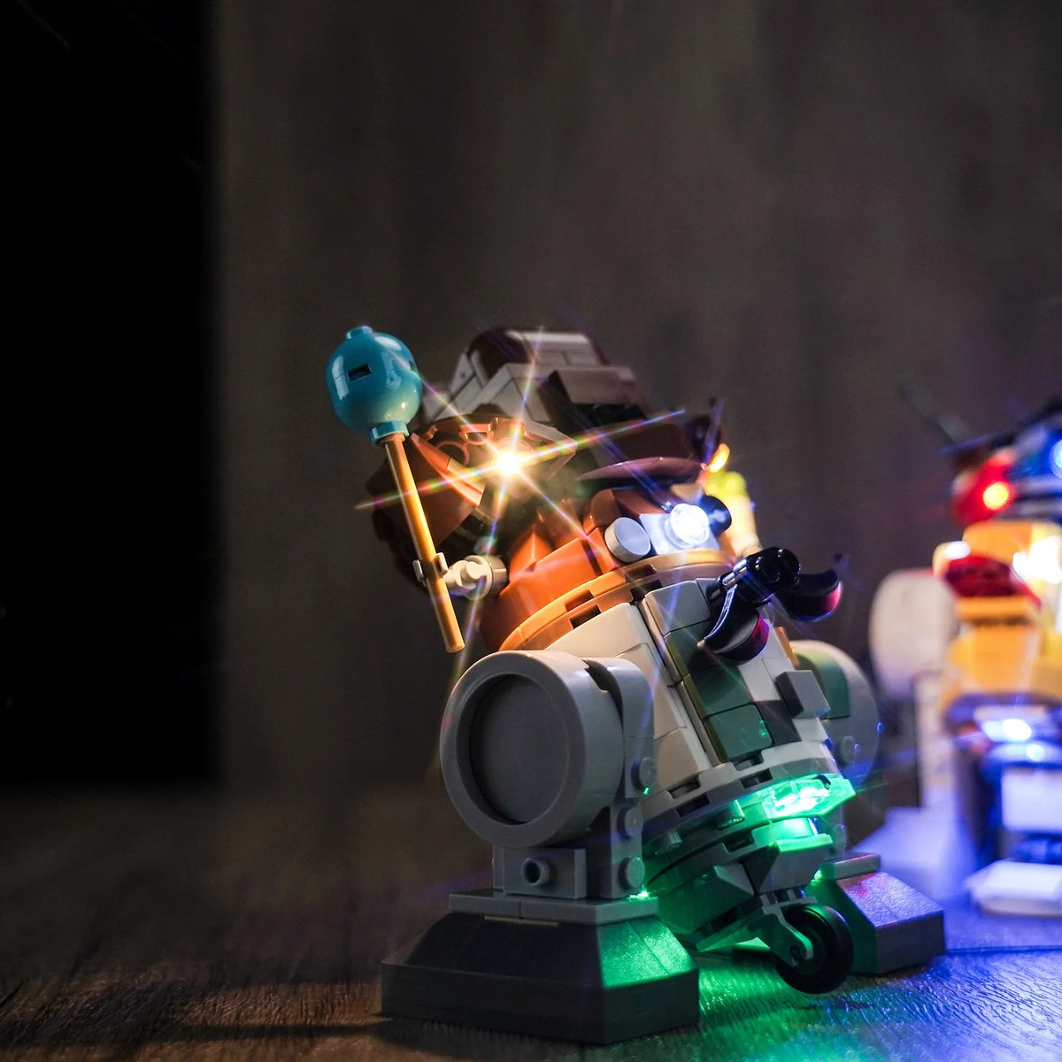 LEGO® Star Wars Creative Play Droid Builder #75392 LED kit powered on, with the light kit