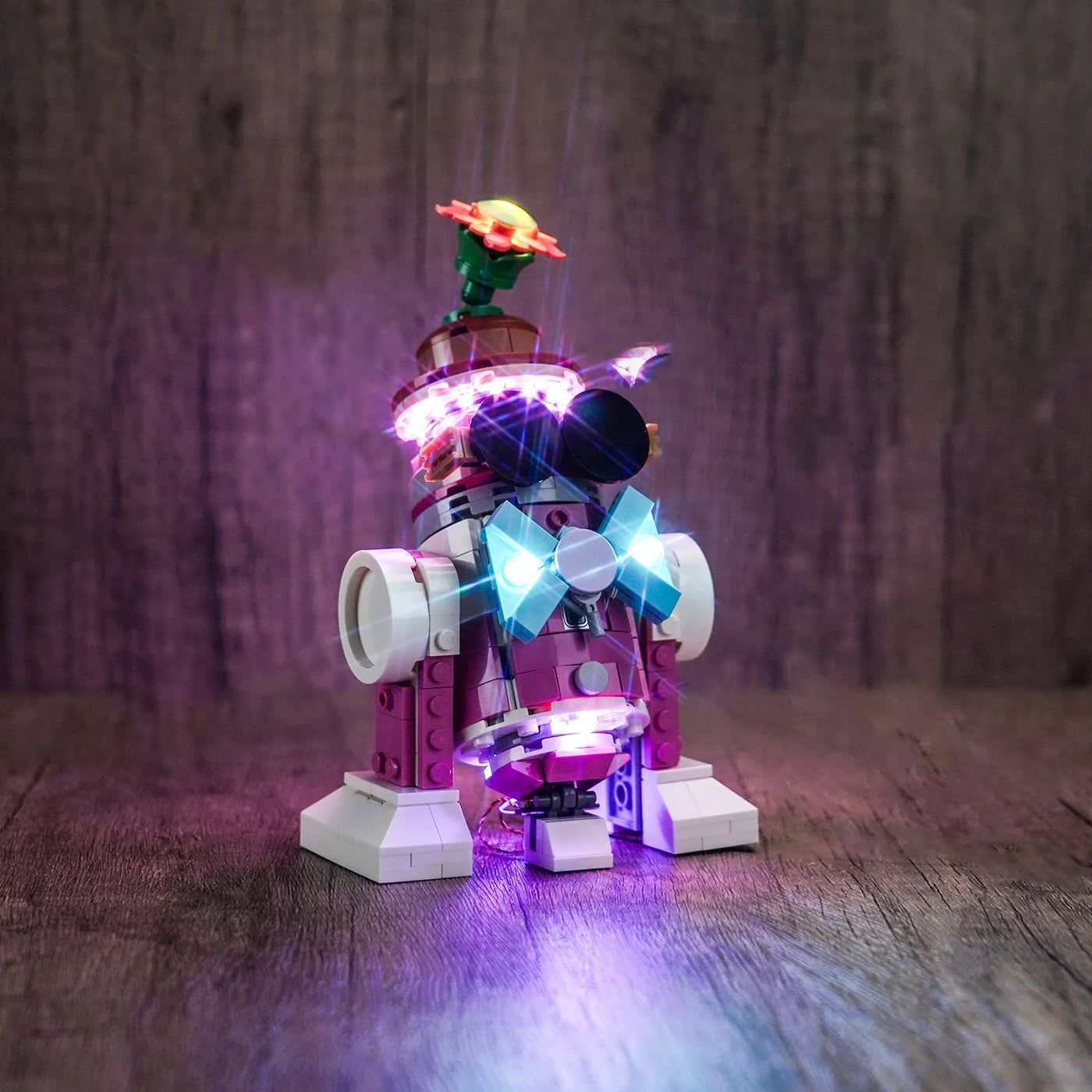 LEGO® Star Wars Creative Play Droid Builder #75392 — front view fully lit (custom LED lighting)