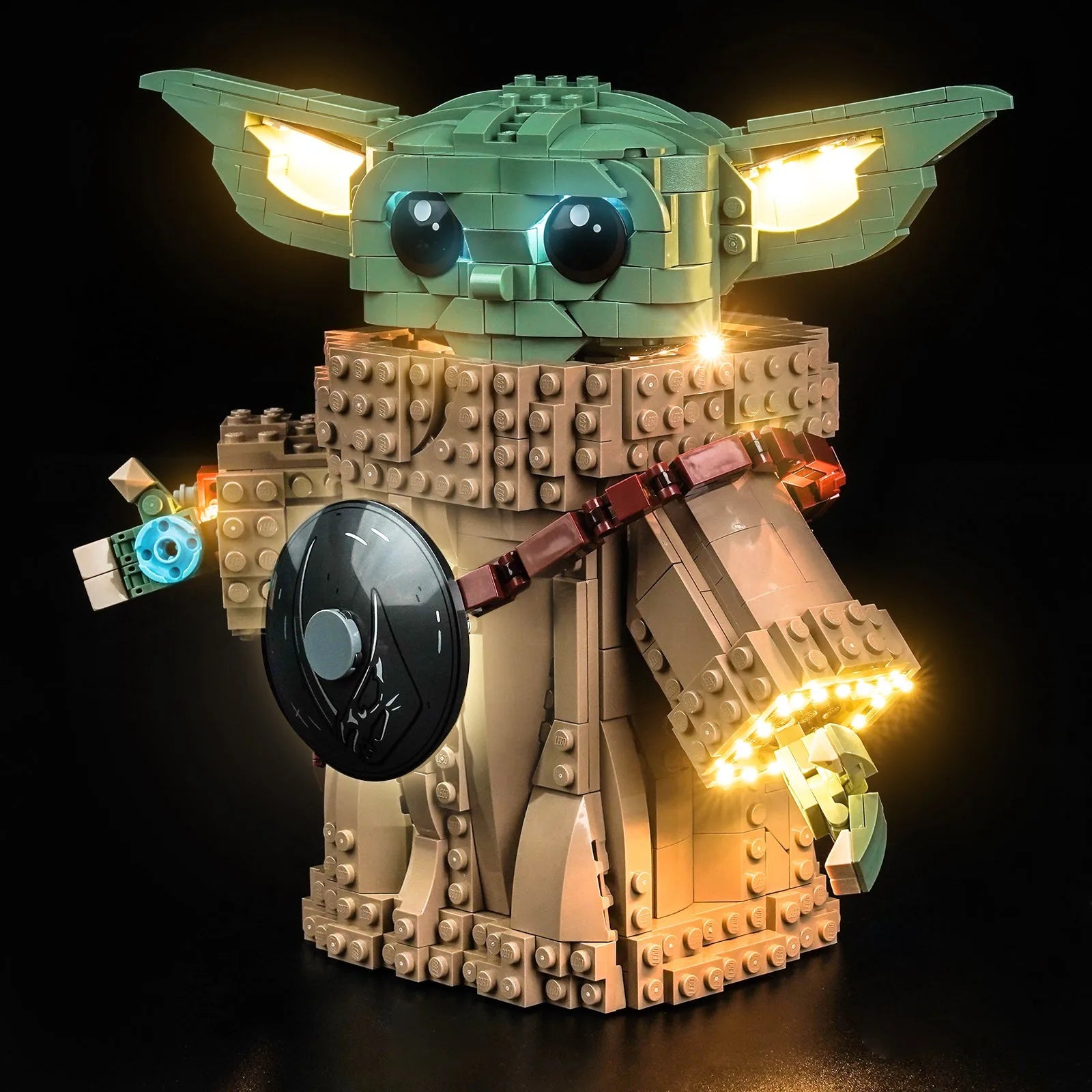 LEGO Star Wars Grogu Mandalorian Apprentice #75446 LED lighting detail