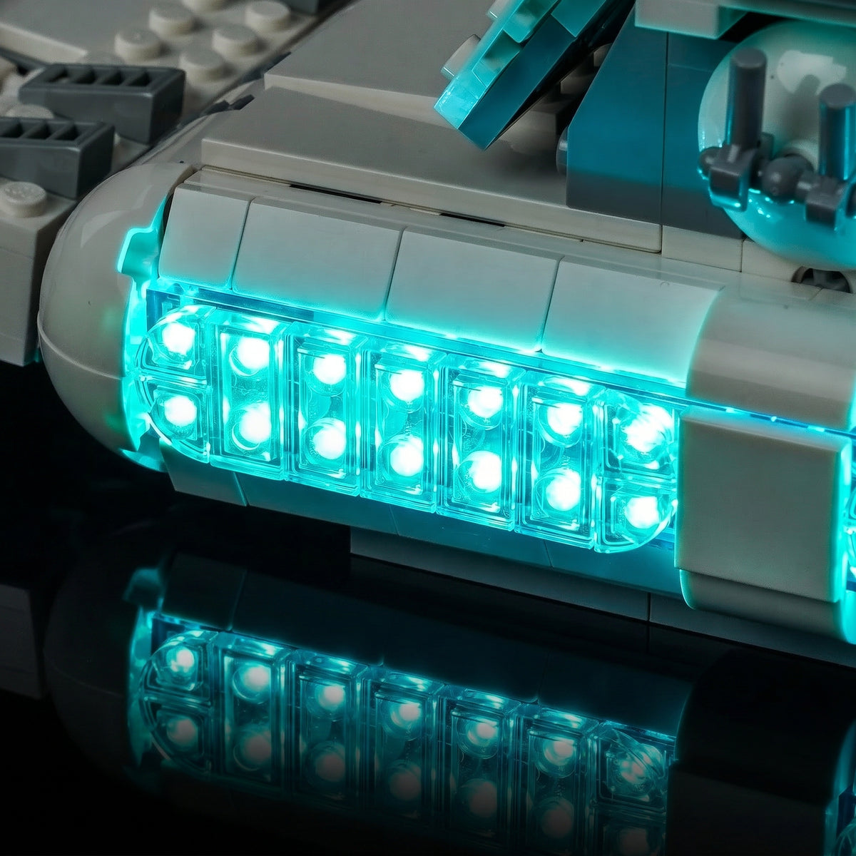 Light_Kit_for_LEGO_Star_Wars_Imperial_Lambda-Class_Shuttle_75459_Bright_My_Bricks_16