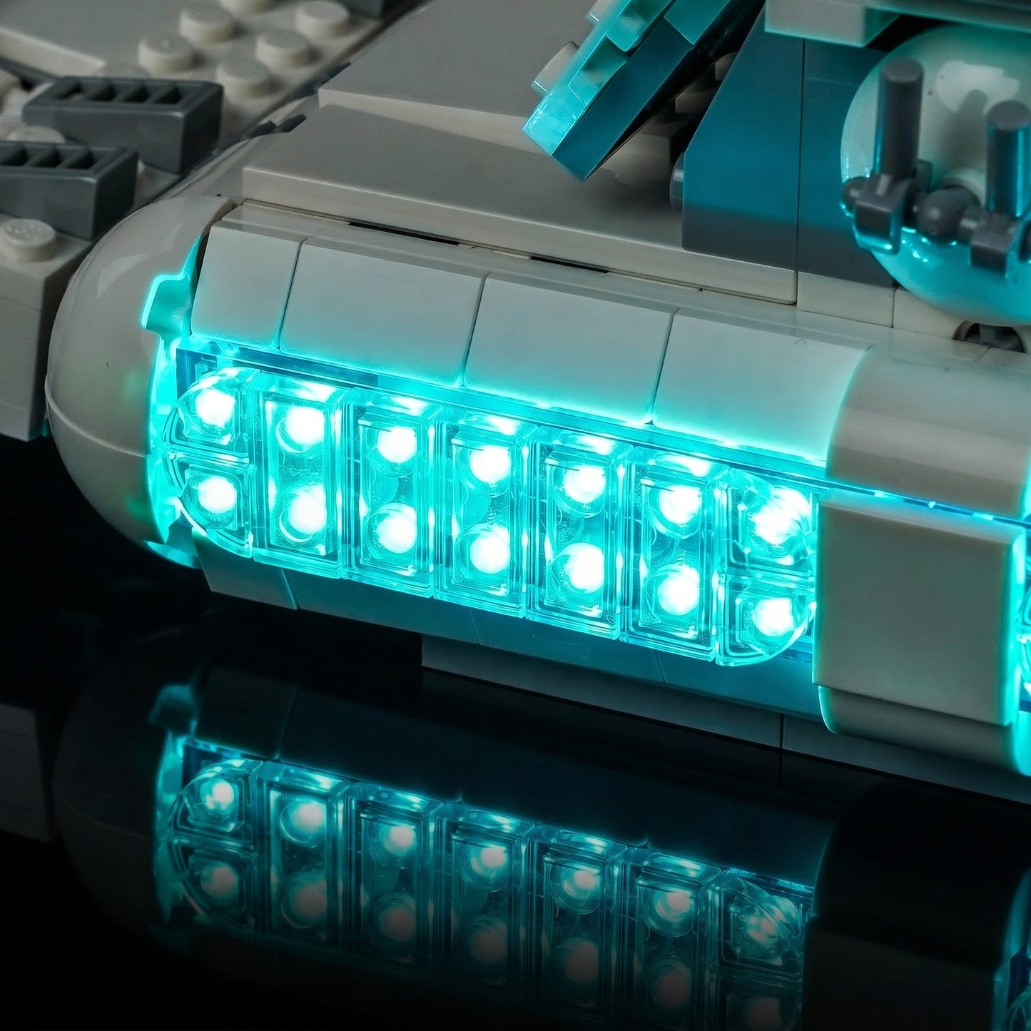 Light_Kit_for_LEGO_Star_Wars_Imperial_Lambda-Class_Shuttle_75459_Bright_My_Bricks_16