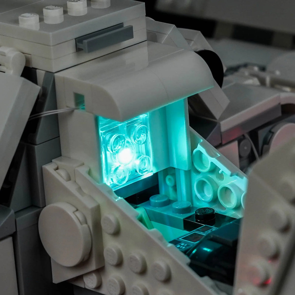 Light_Kit_for_LEGO_Star_Wars_Imperial_Lambda-Class_Shuttle_75459_Bright_My_Bricks_6