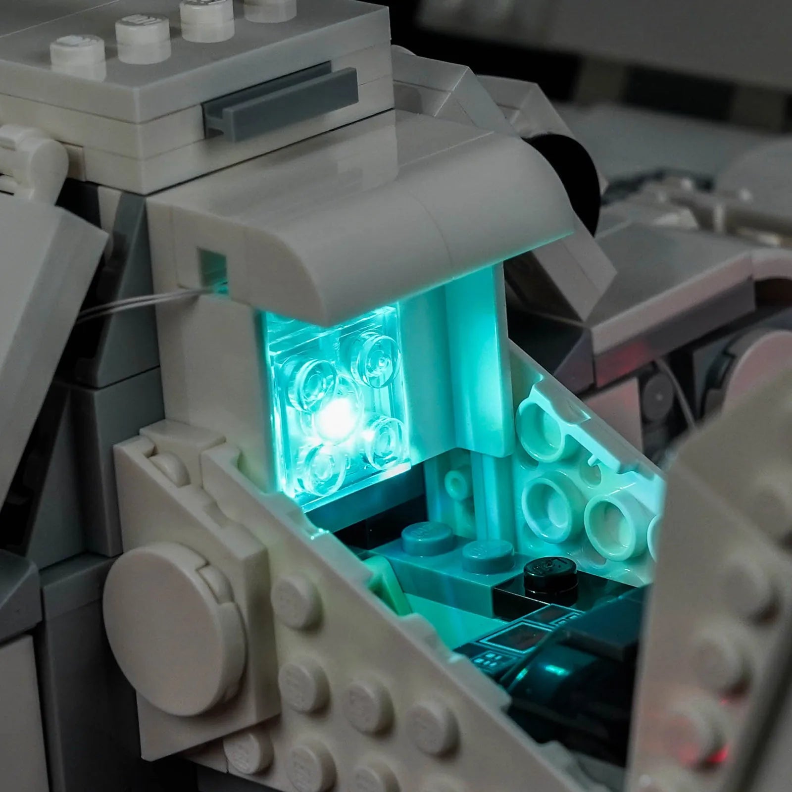 Light_Kit_for_LEGO_Star_Wars_Imperial_Lambda-Class_Shuttle_75459_Bright_My_Bricks_6
