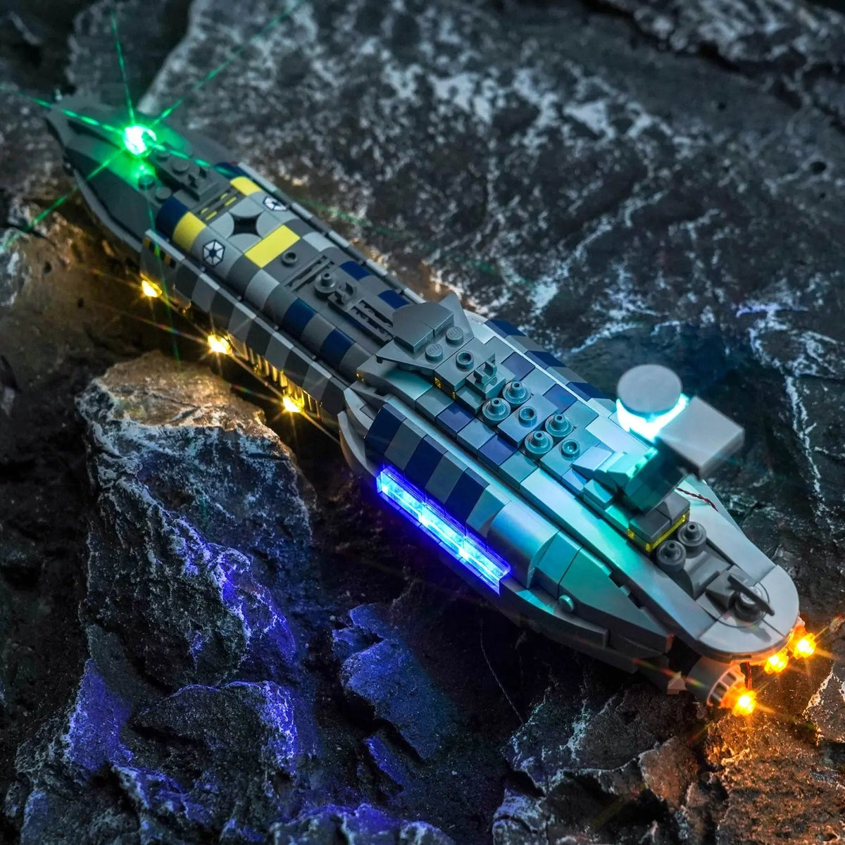 Light_Kit_for_LEGO_Star_Wars_Invisible_Hand_75377_Bright_My_Bricks_7