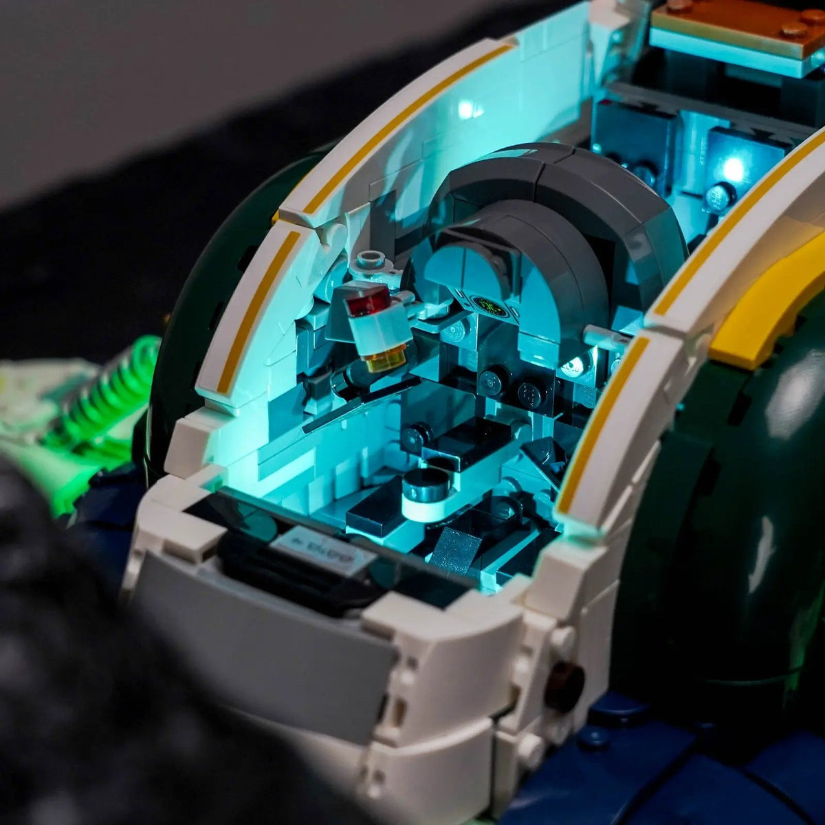 illuminated at night: Bright My Bricks RGB LED light kit for LEGO® Star Wars Jango Fett’s Firespray-Class Starship #75409