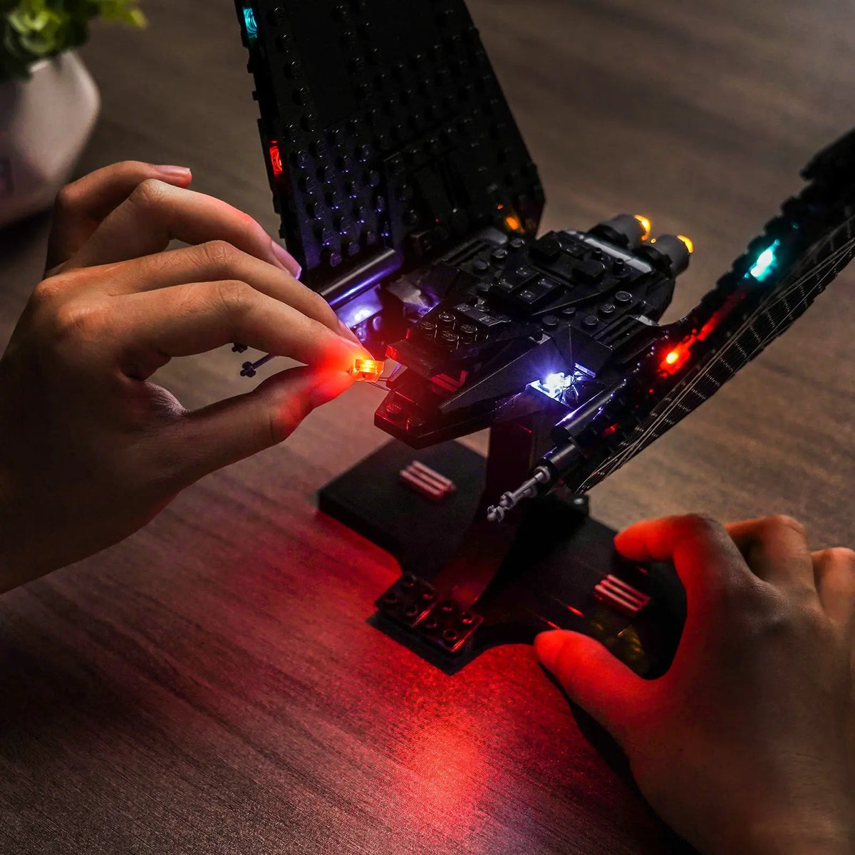 RGB LED light kit for LEGO® Star Wars Kylo Ren’s Command Shuttle #75406, night-mode display glow