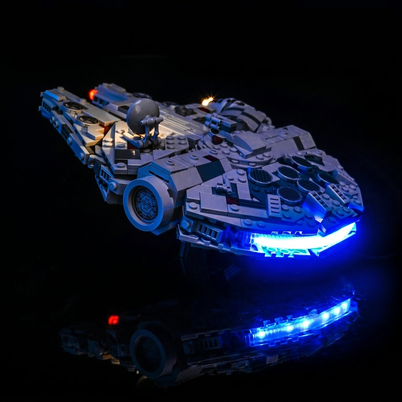 display lighting in a dark room: Bright My Bricks premium LED light kit for LEGO® Star Wars Millennium Falcon #75375