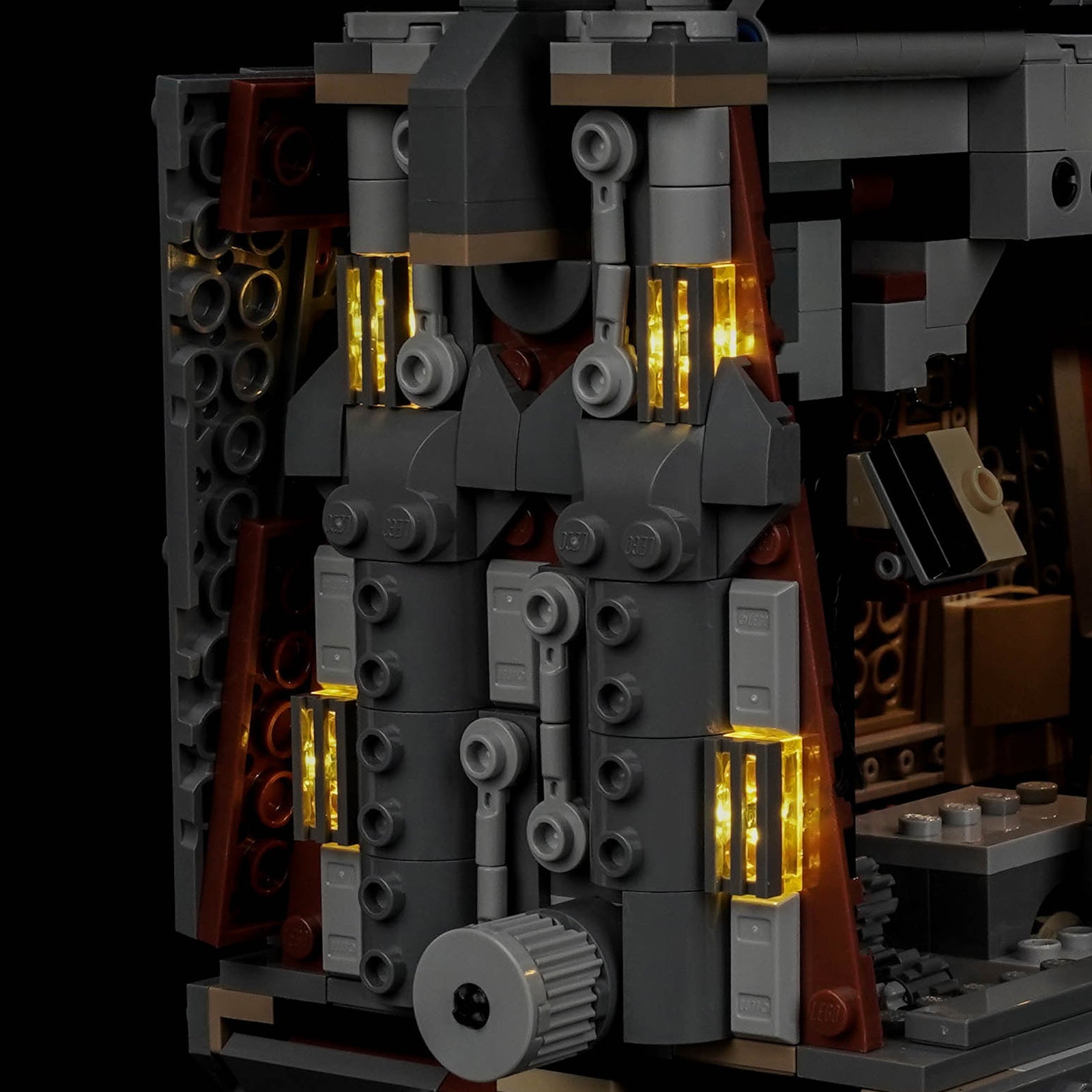 warm LED glow detail: Bright My Bricks LED lighting kit for LEGO® Star Wars Offworld Sandcrawler and Mudhorn #75453