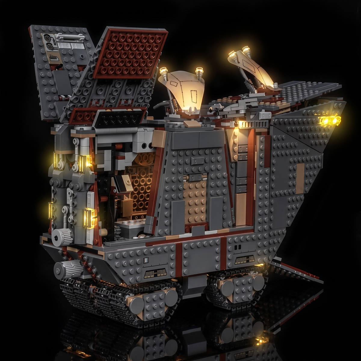 LEGO® Star Wars Offworld Sandcrawler and Mudhorn #75453 lighting effect on the build, with the premium LED light kit
